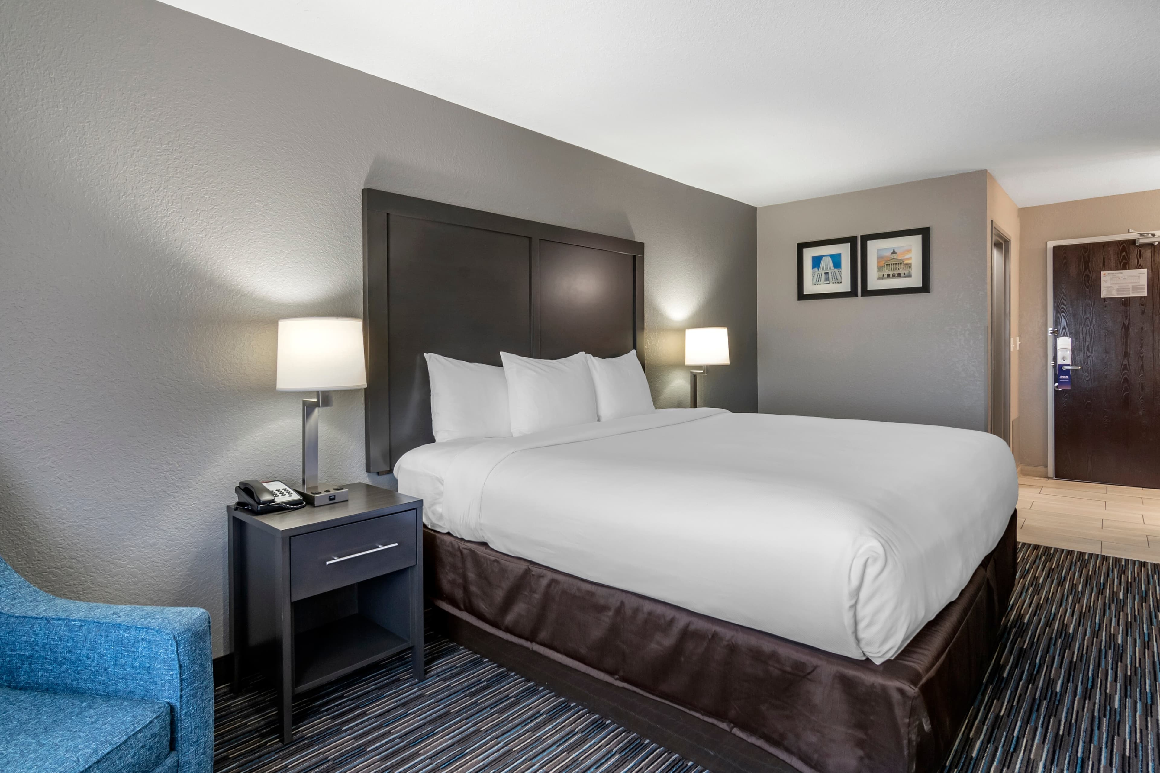 Comfort Inn & Suites Emporia — 12