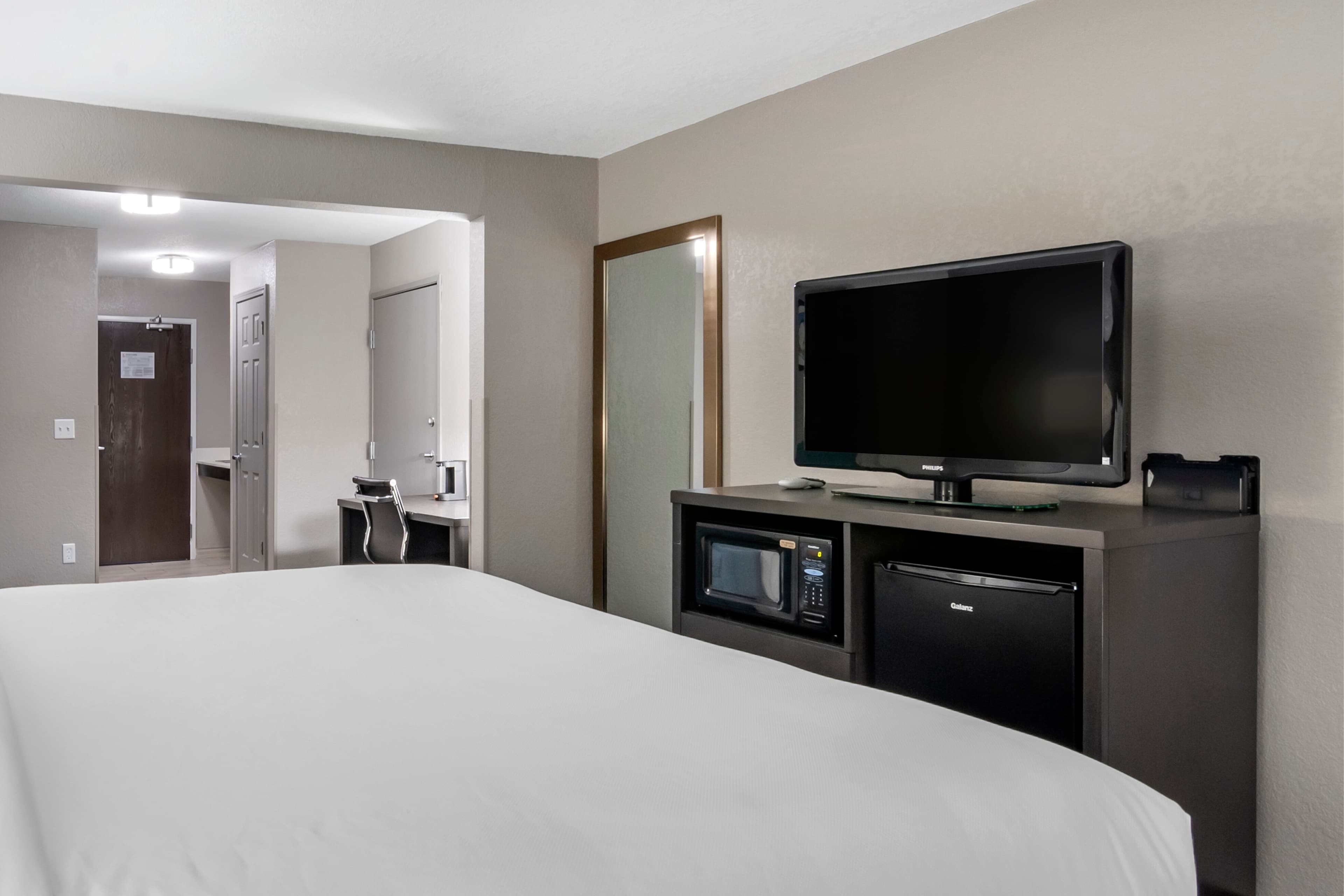 Comfort Inn & Suites Emporia — 16