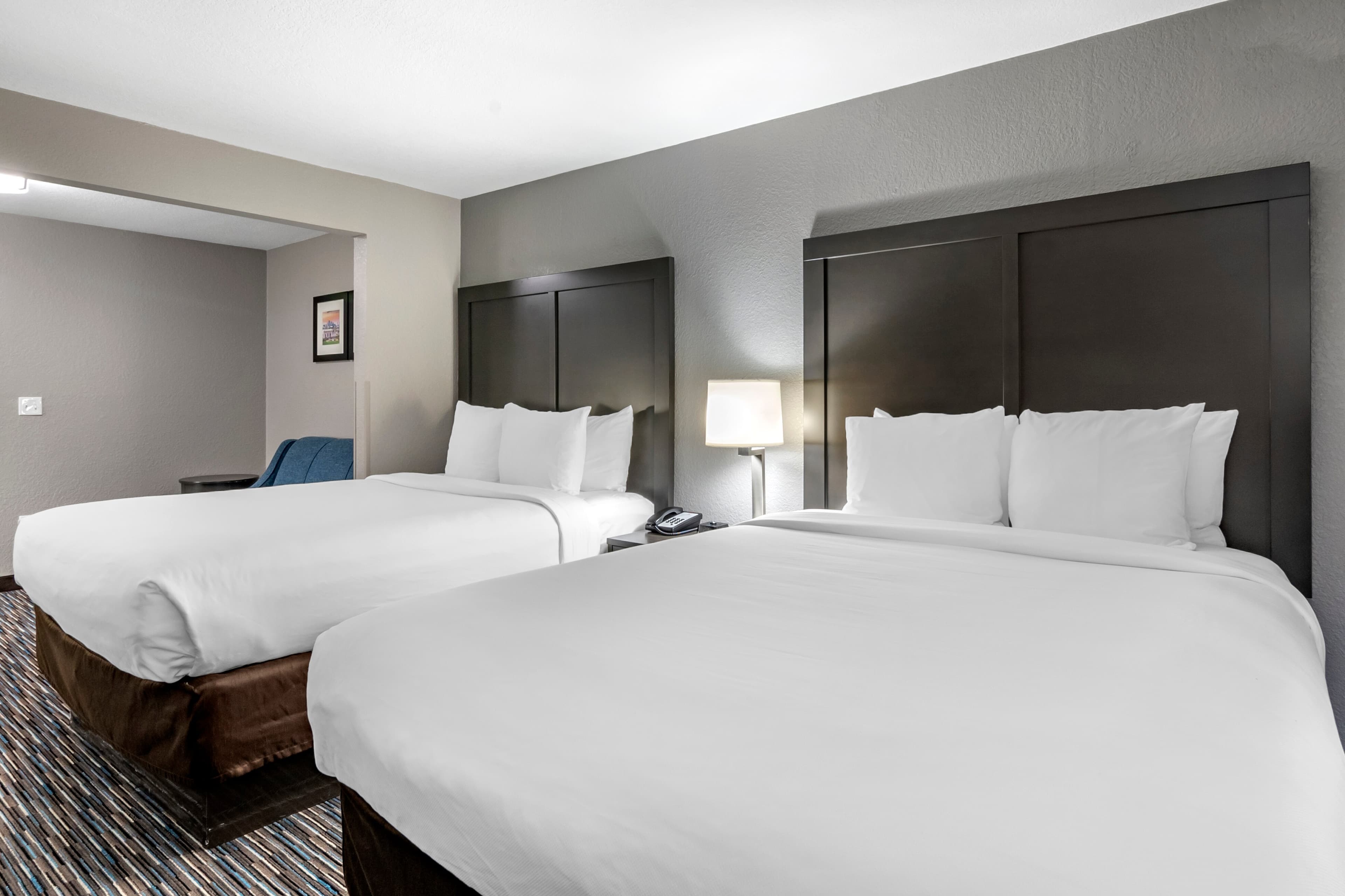 Comfort Inn & Suites Emporia — 23
