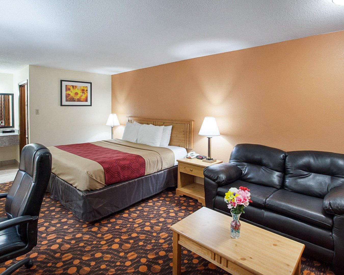 Econo Lodge Phillipsburg — 14