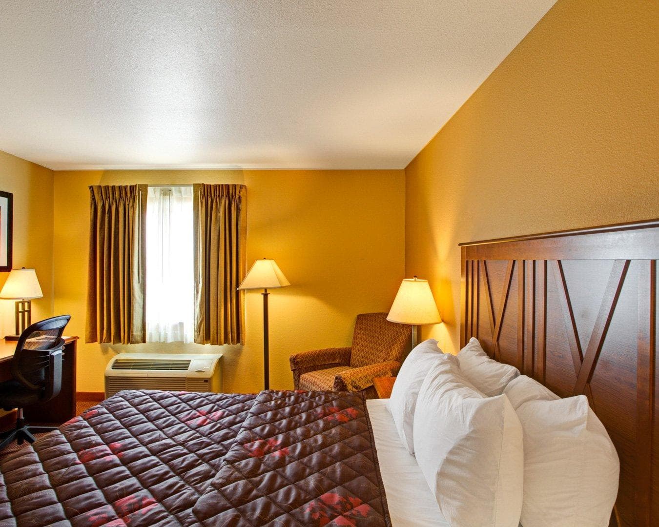 Rodeway Inn & Suites Phillipsburg — 8