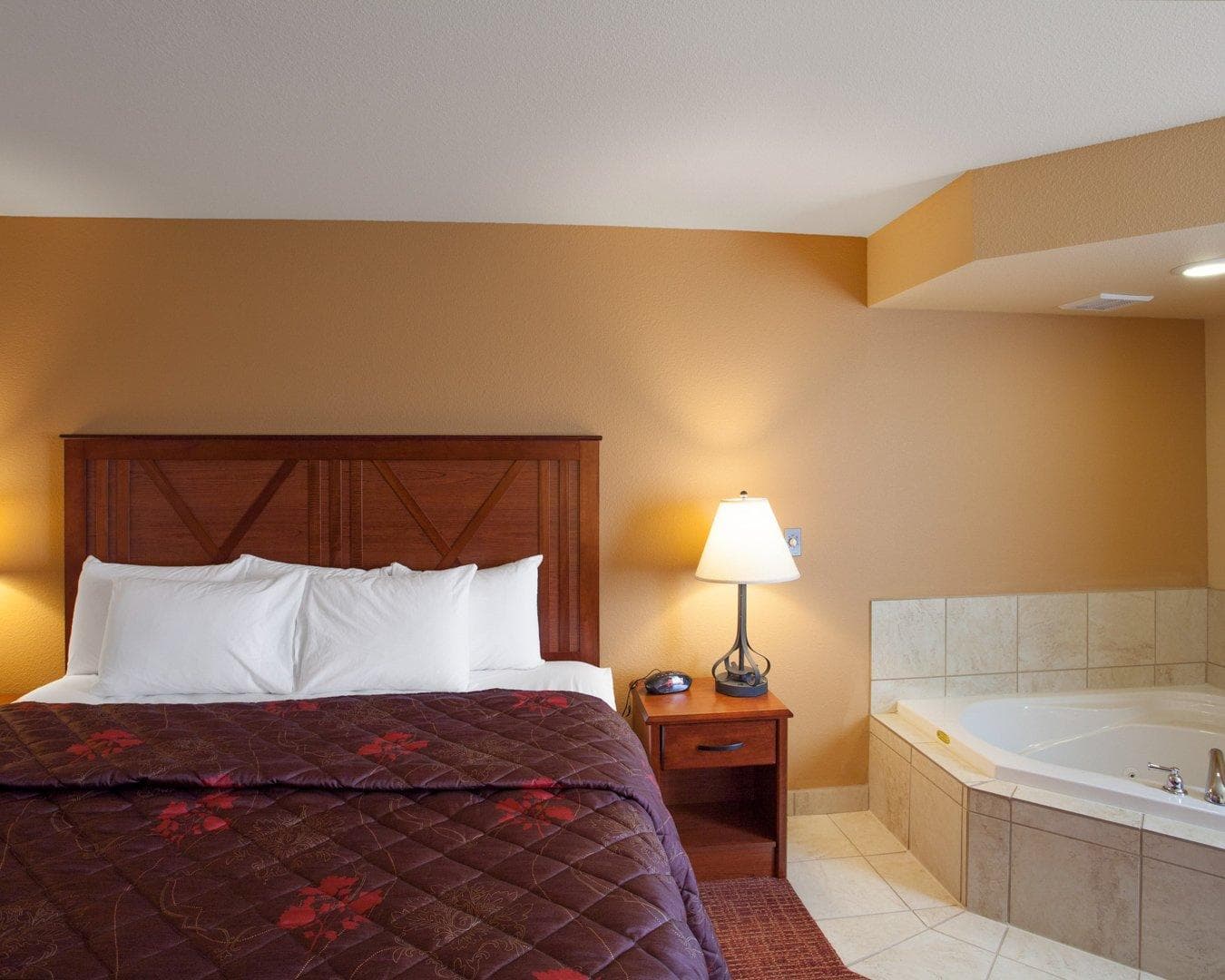 Rodeway Inn & Suites Phillipsburg — 20
