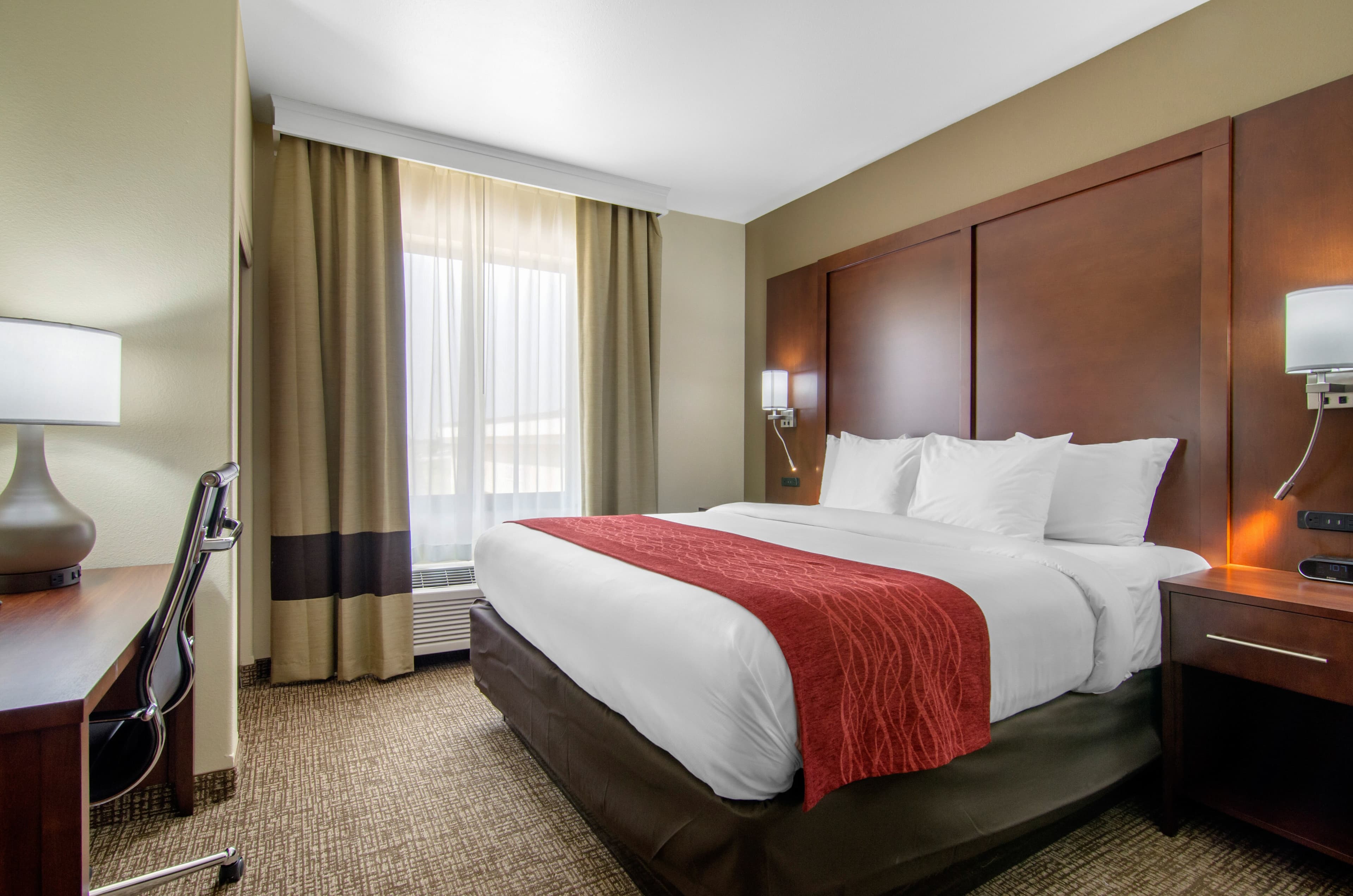 Comfort Inn & Suites Shawnee - Kansas City - Image 2