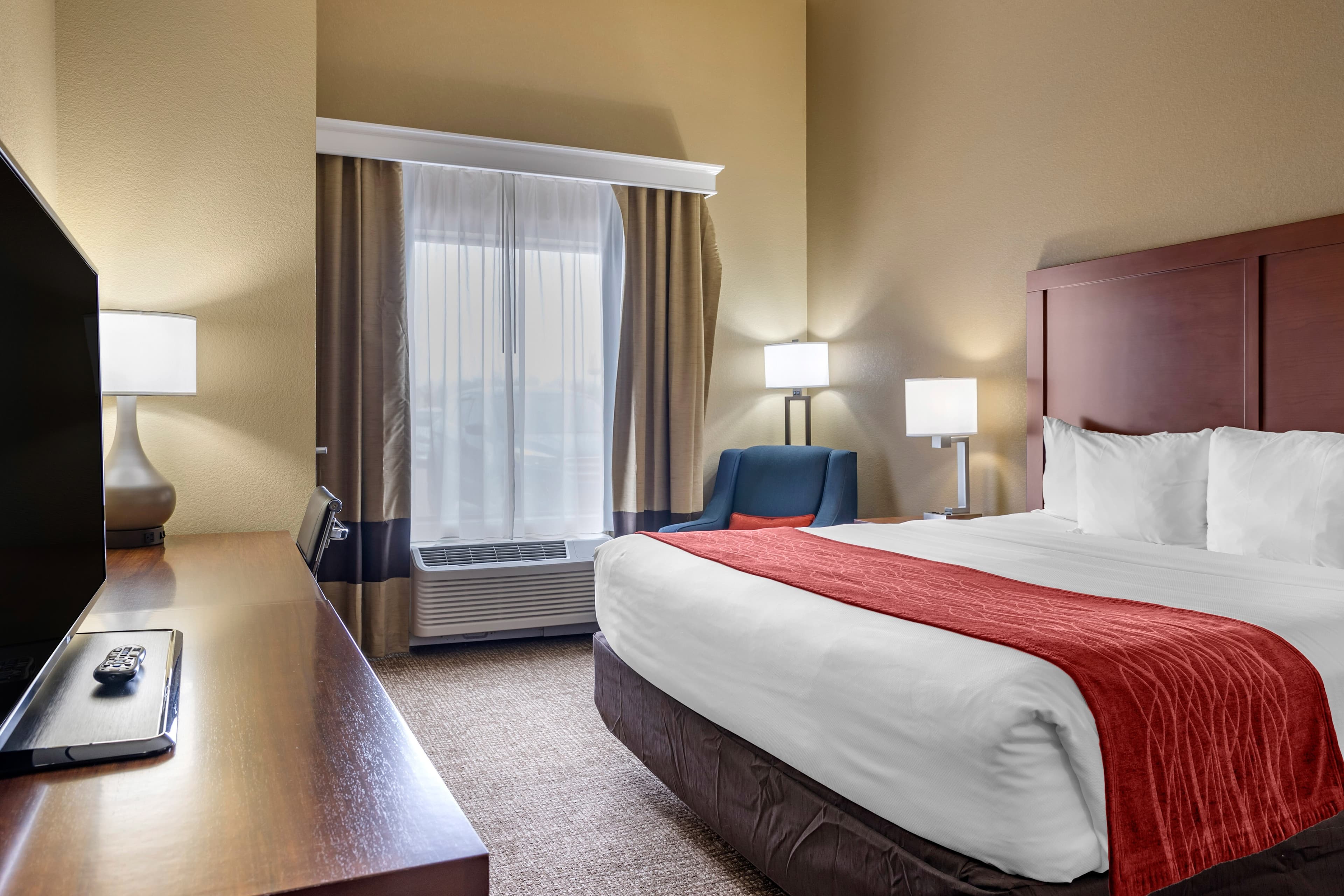 Comfort Inn & Suites Augusta — 9