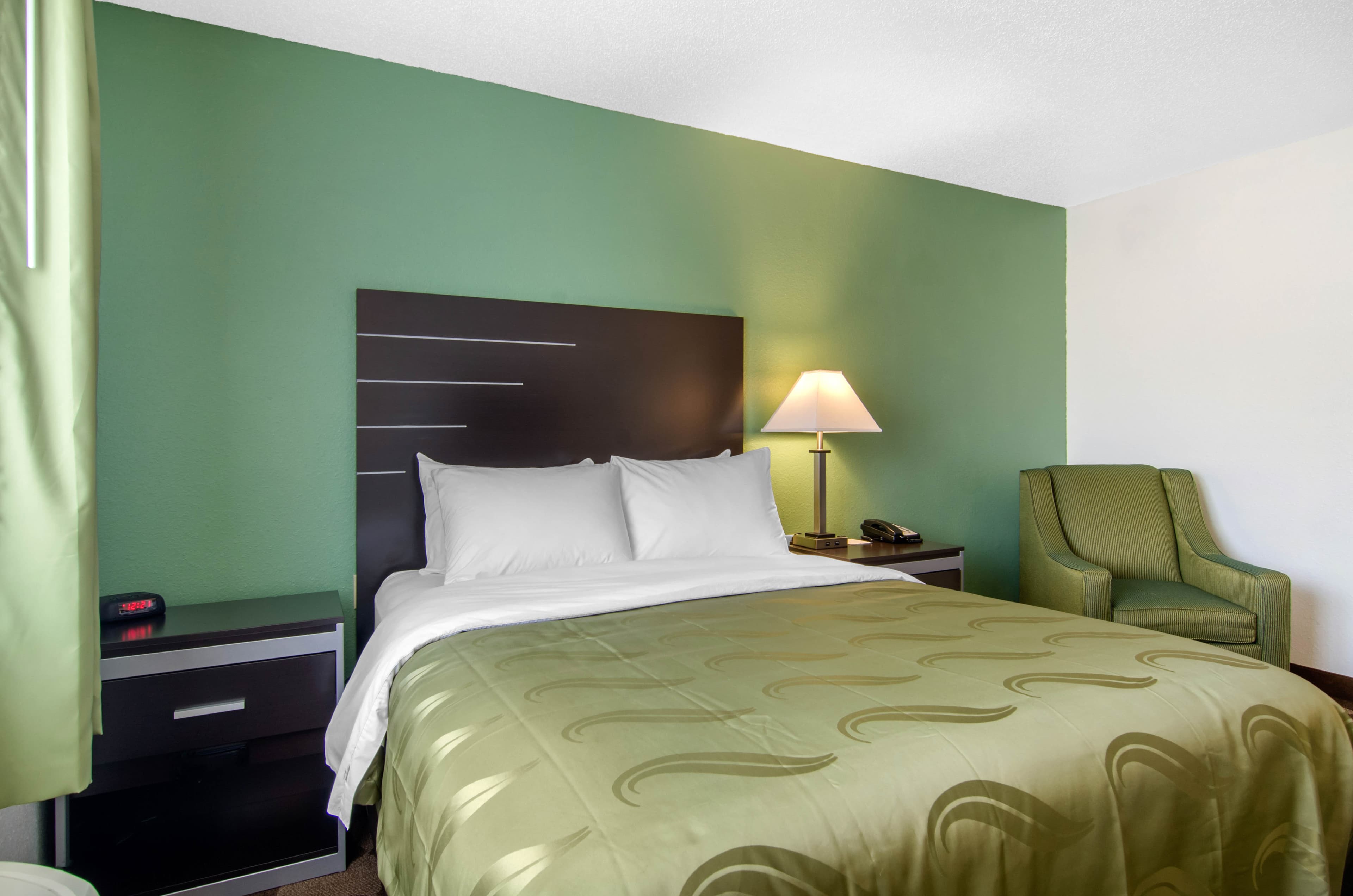 Quality Inn Russell — 10