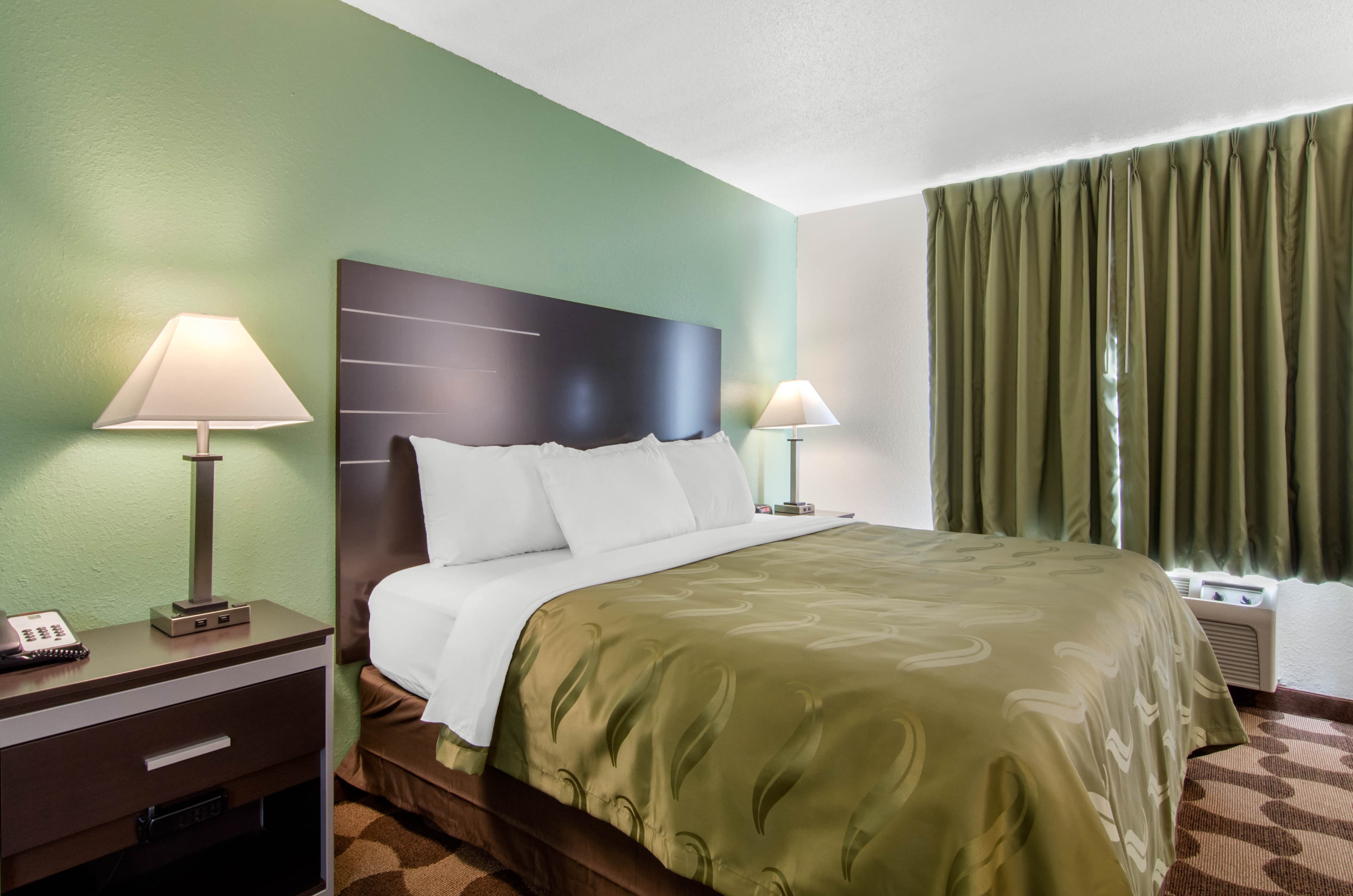 Quality Inn Russell - Image 3