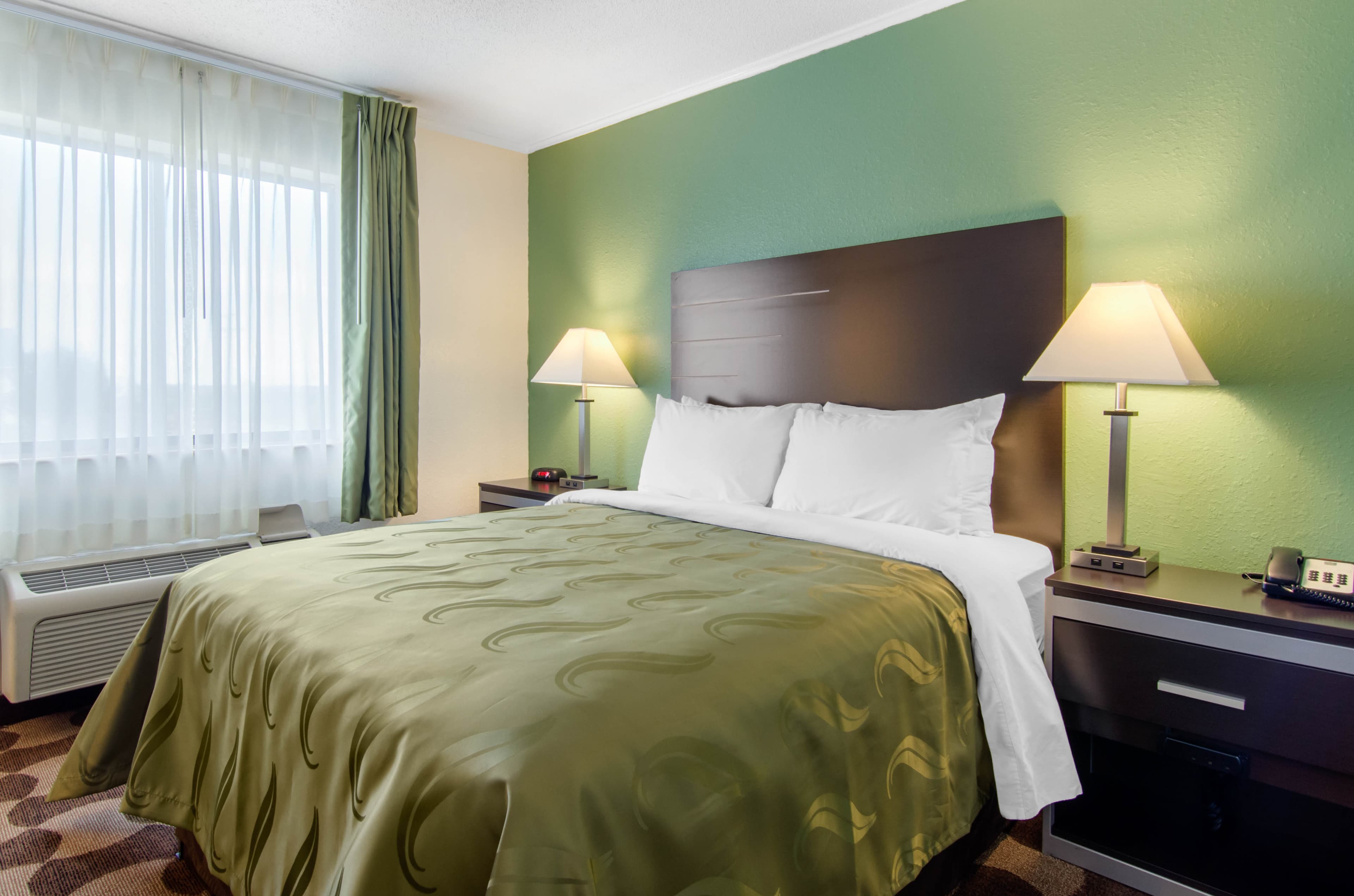 Quality Inn Russell — 9