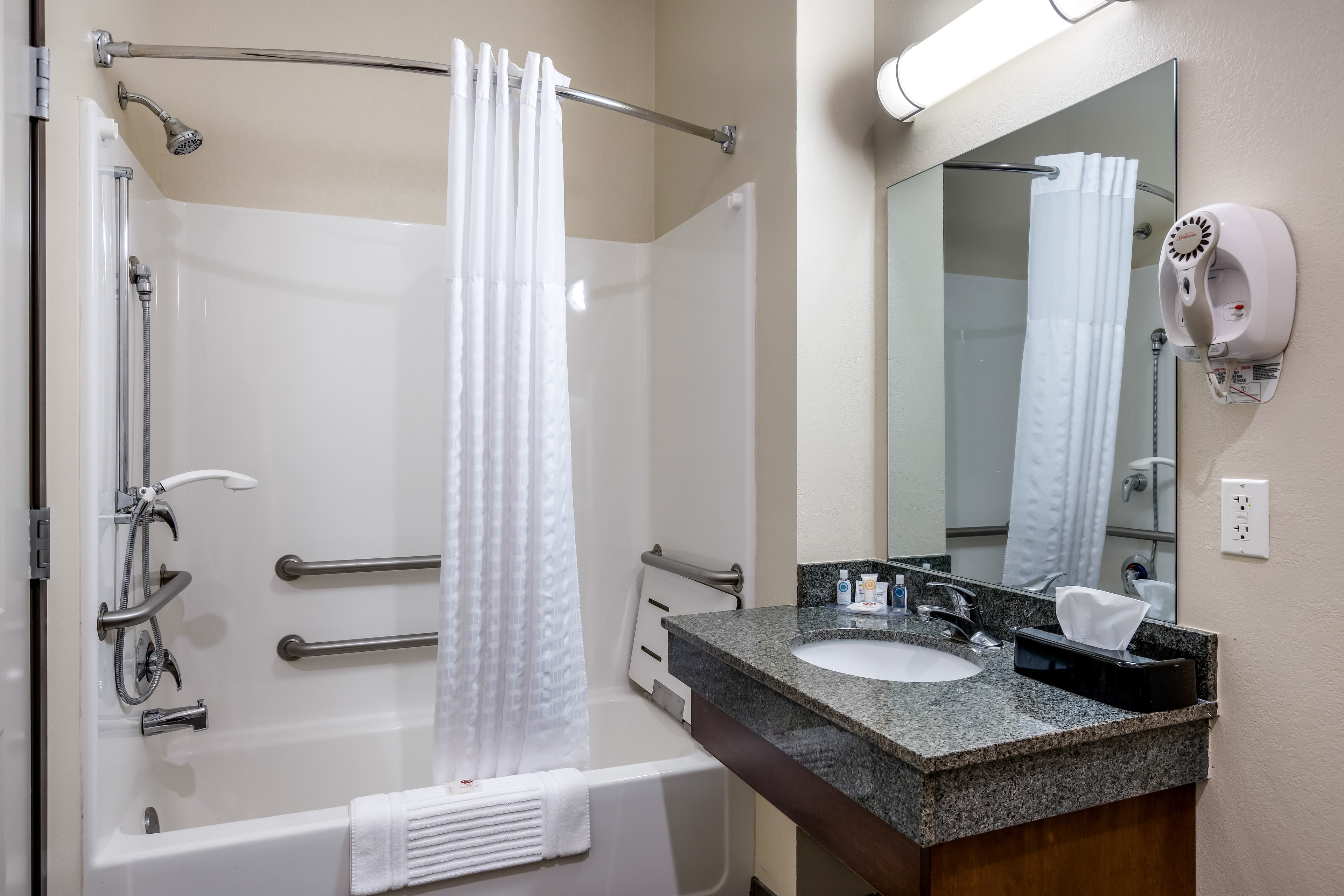 Comfort Inn Bonner Springs Kansas City — 14