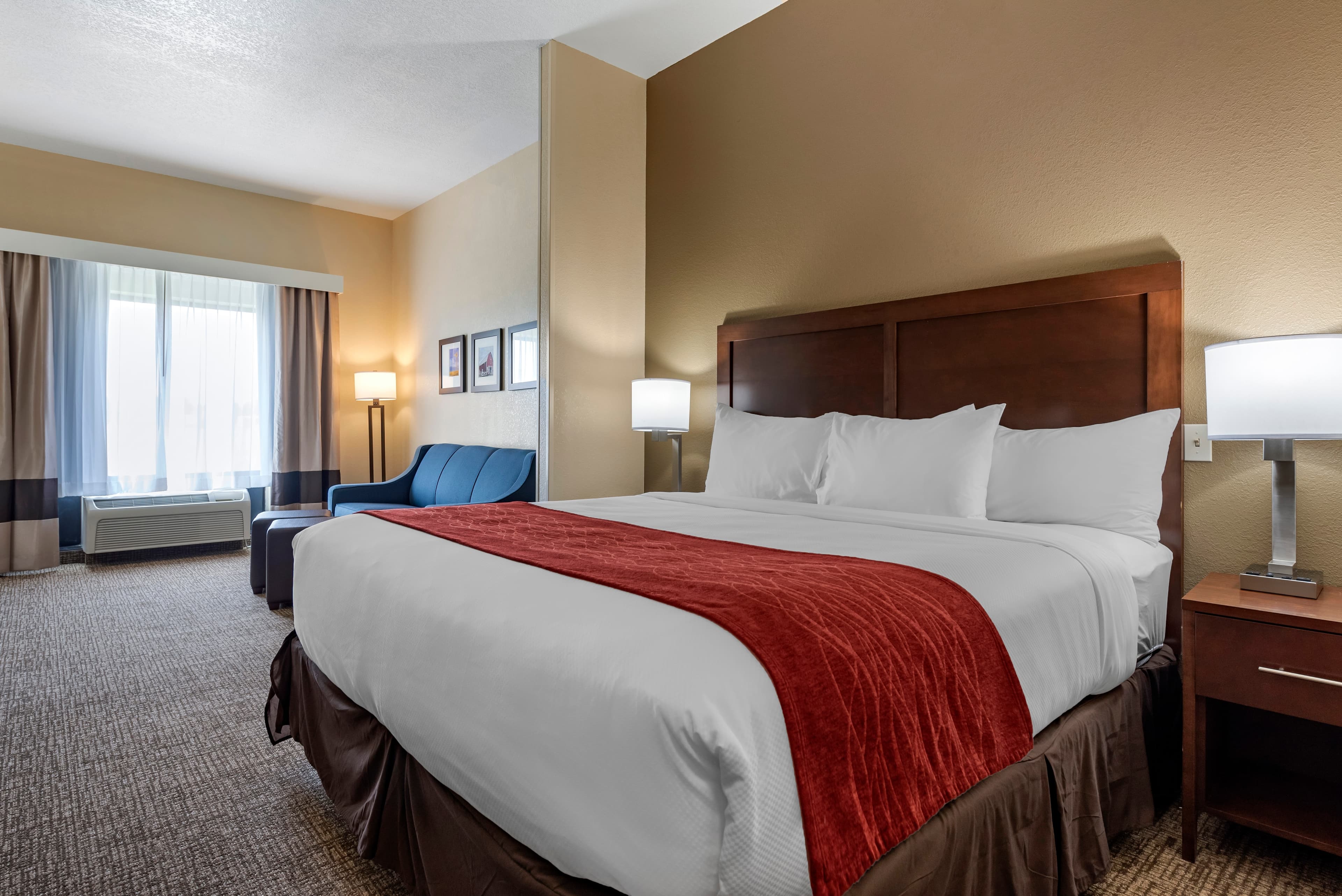 Comfort Inn & Suites Goodland - Image 2
