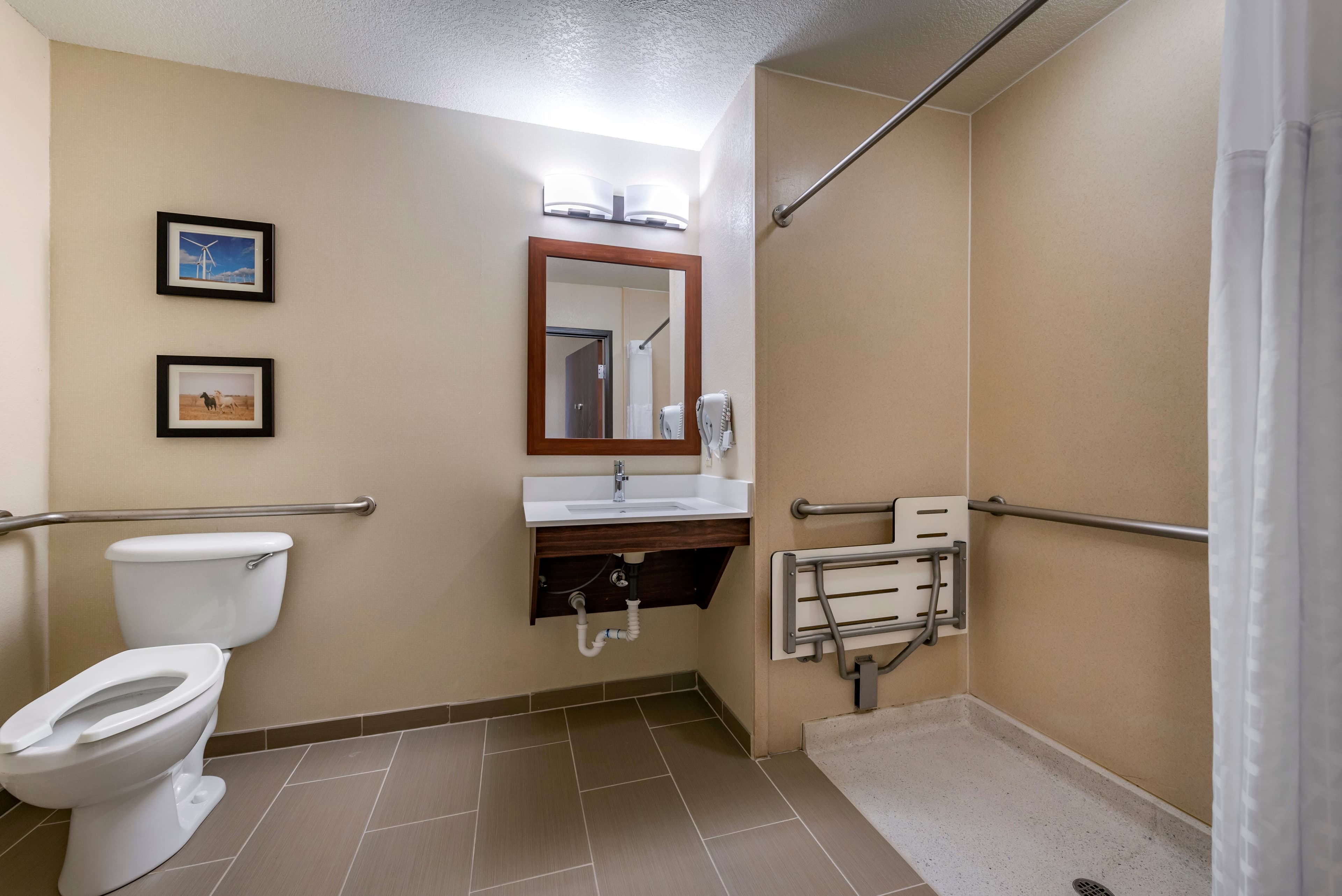 Comfort Inn & Suites Goodland — 8
