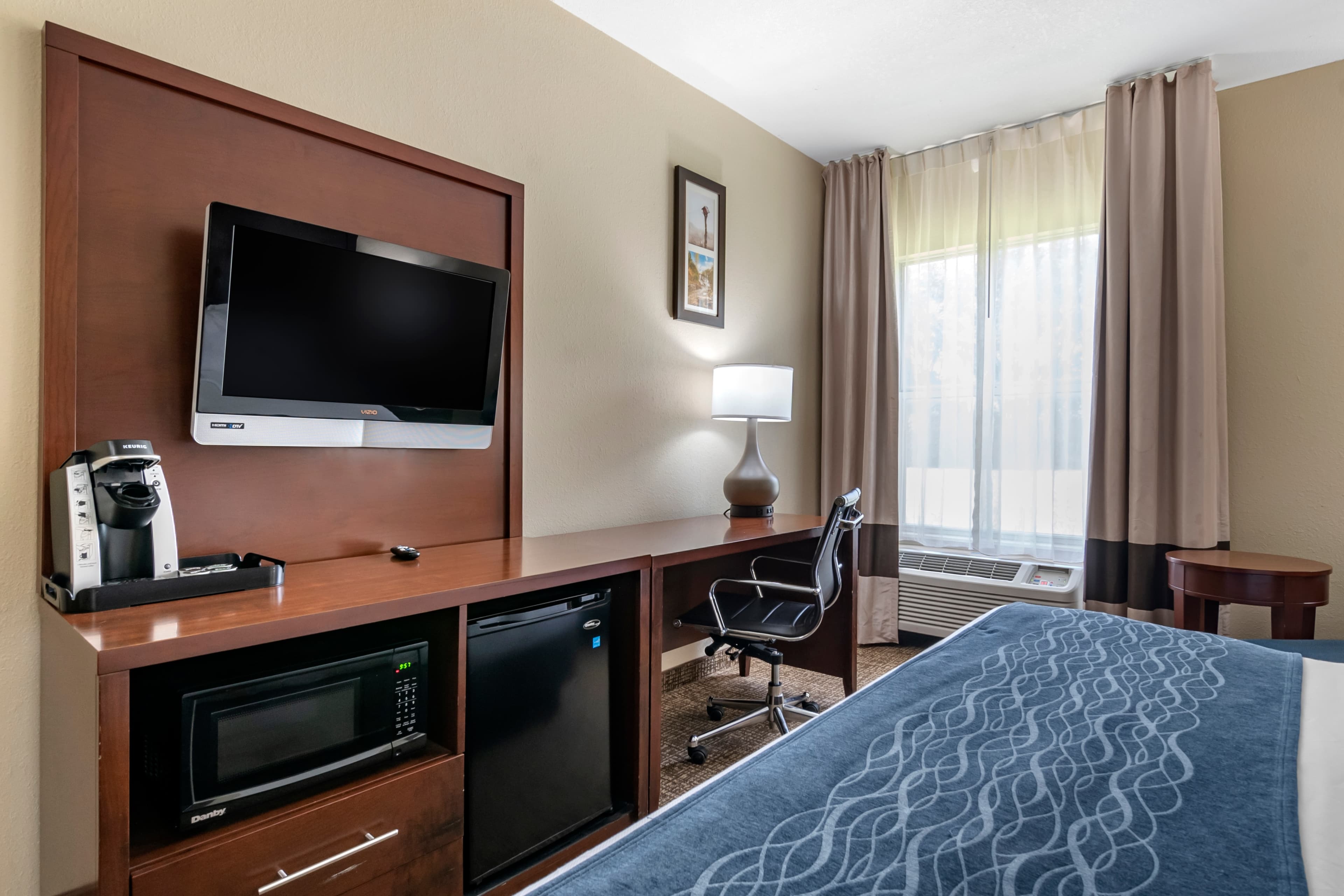 Comfort Inn & Suites Junction City - near Fort Riley — 7