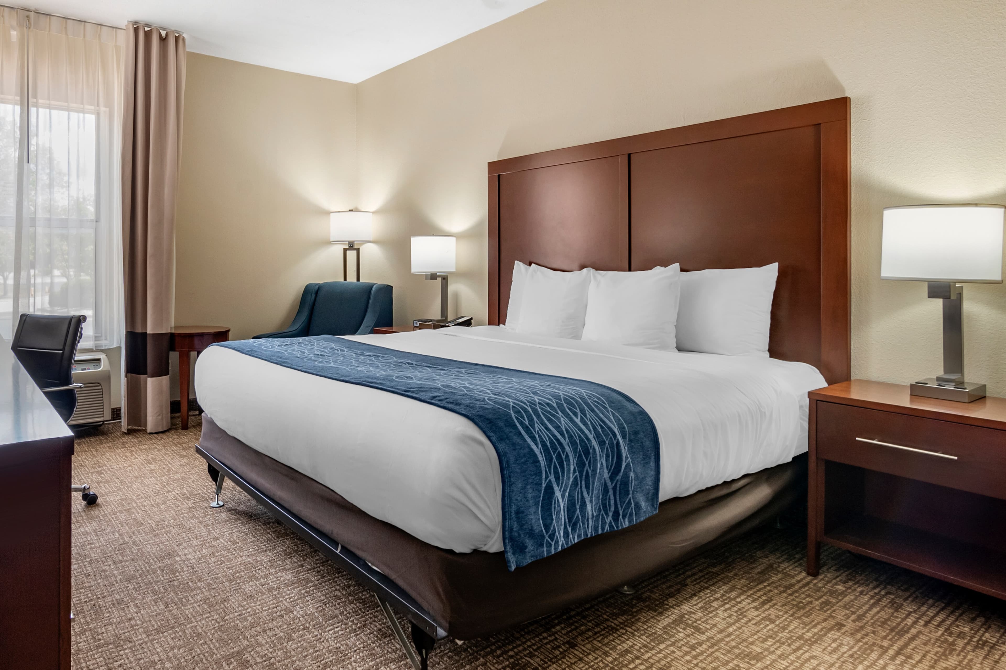 Comfort Inn & Suites Junction City - near Fort Riley — 10
