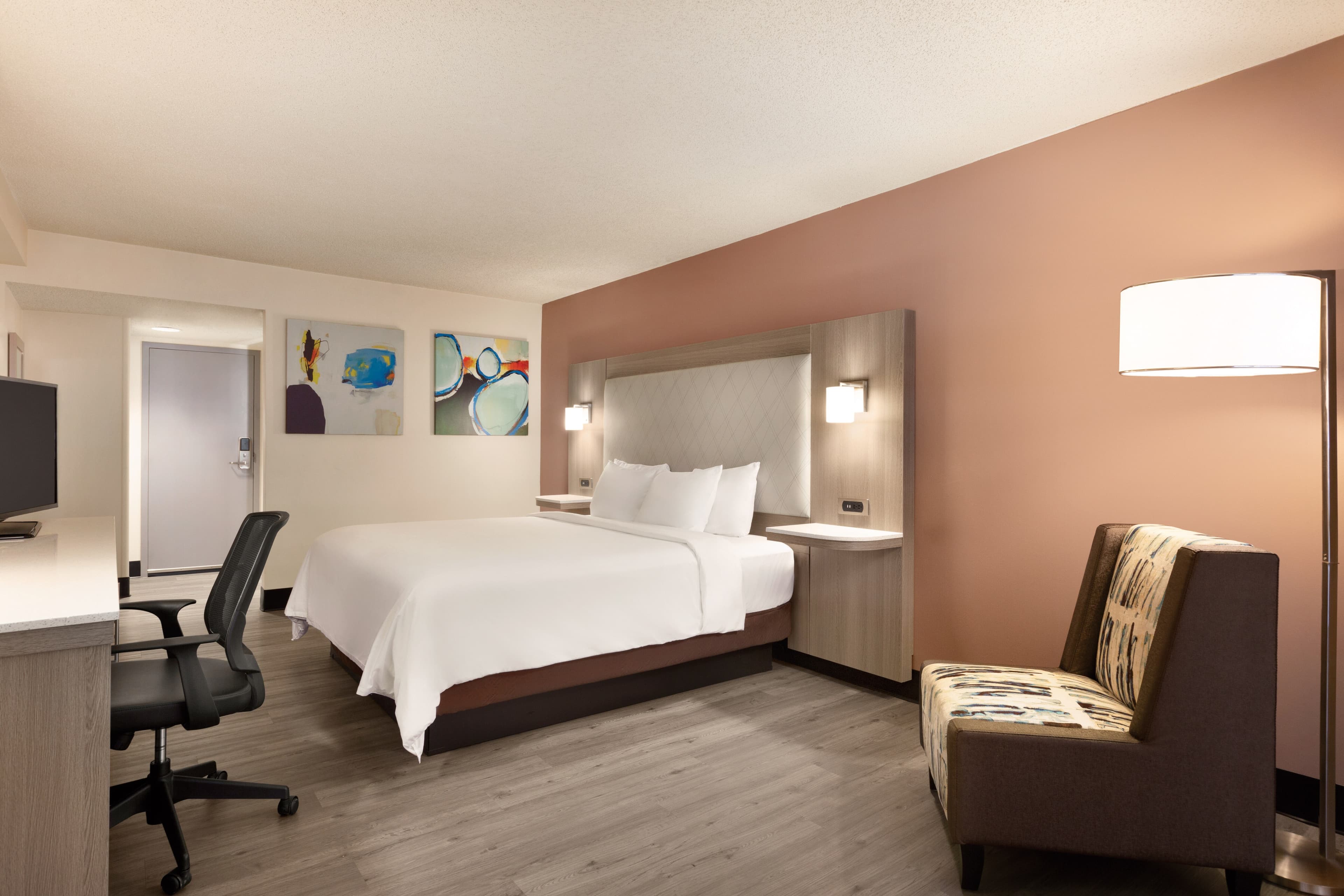 Radisson Hotel Lenexa Overland Park - Image 2