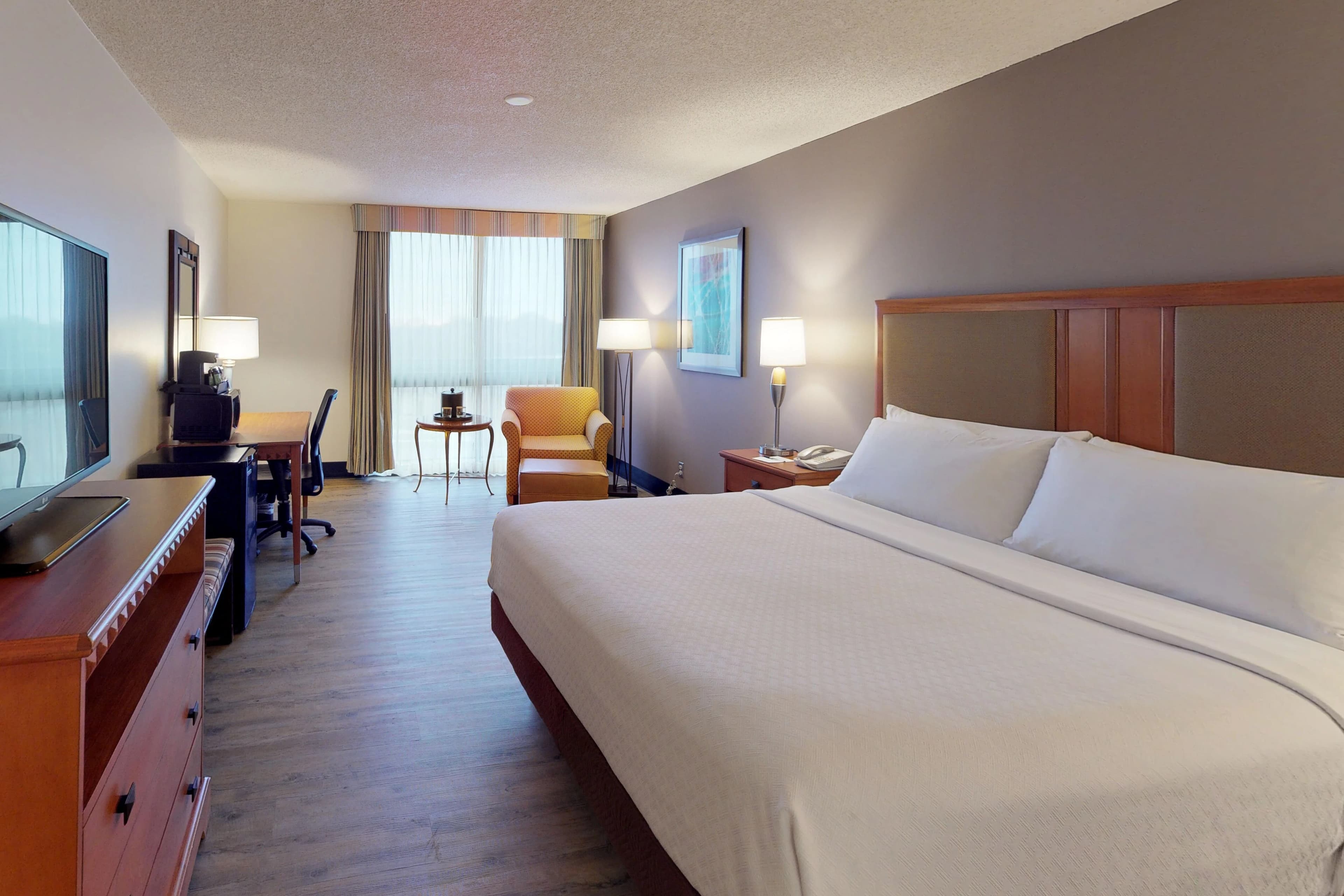 Radisson Hotel Lenexa Overland Park - Image 5
