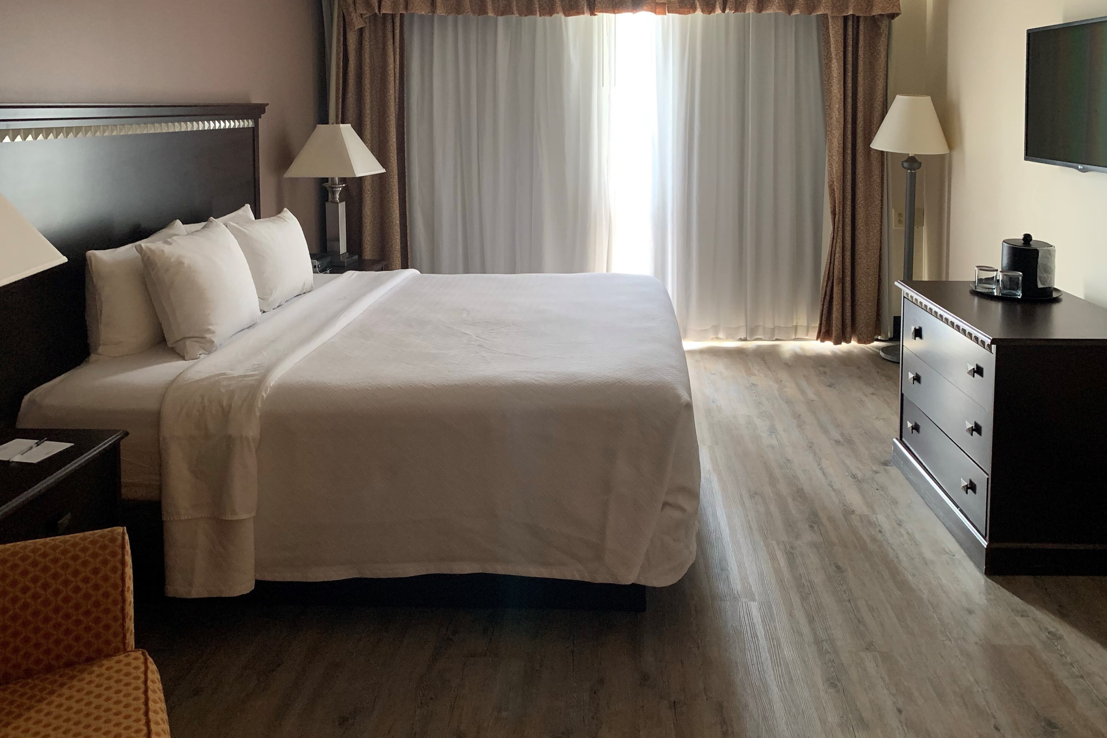 Radisson Hotel Lenexa Overland Park — 17