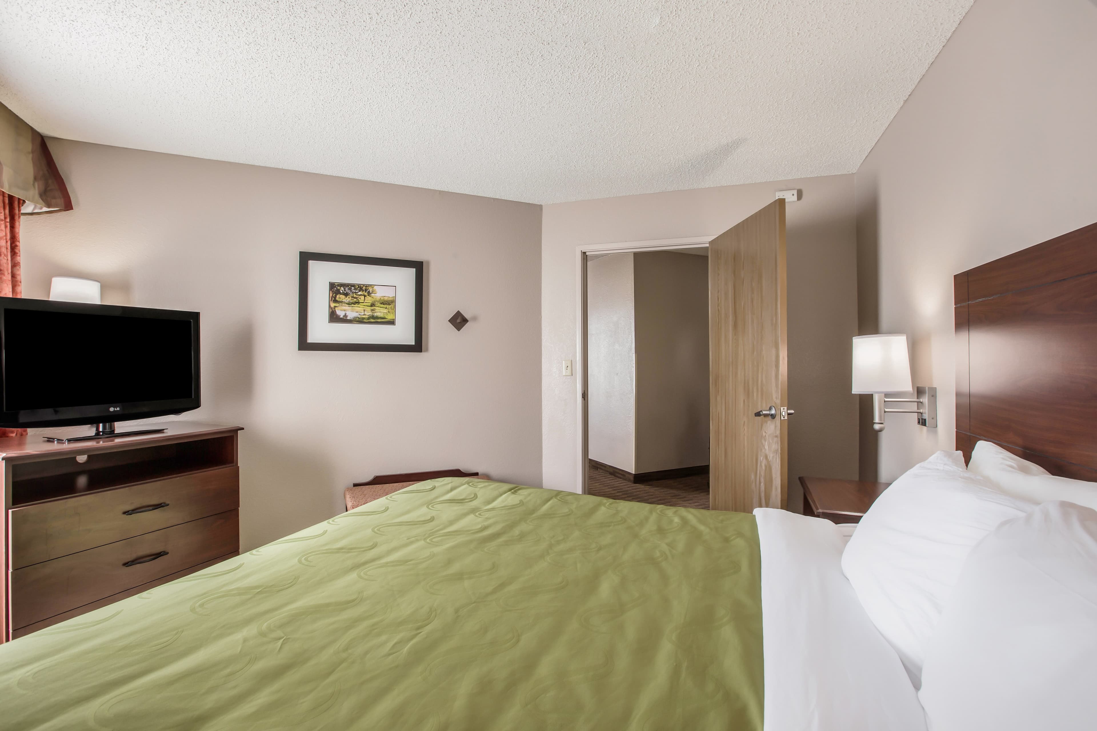 Quality Inn & Suites Lawrence - University Area — 34