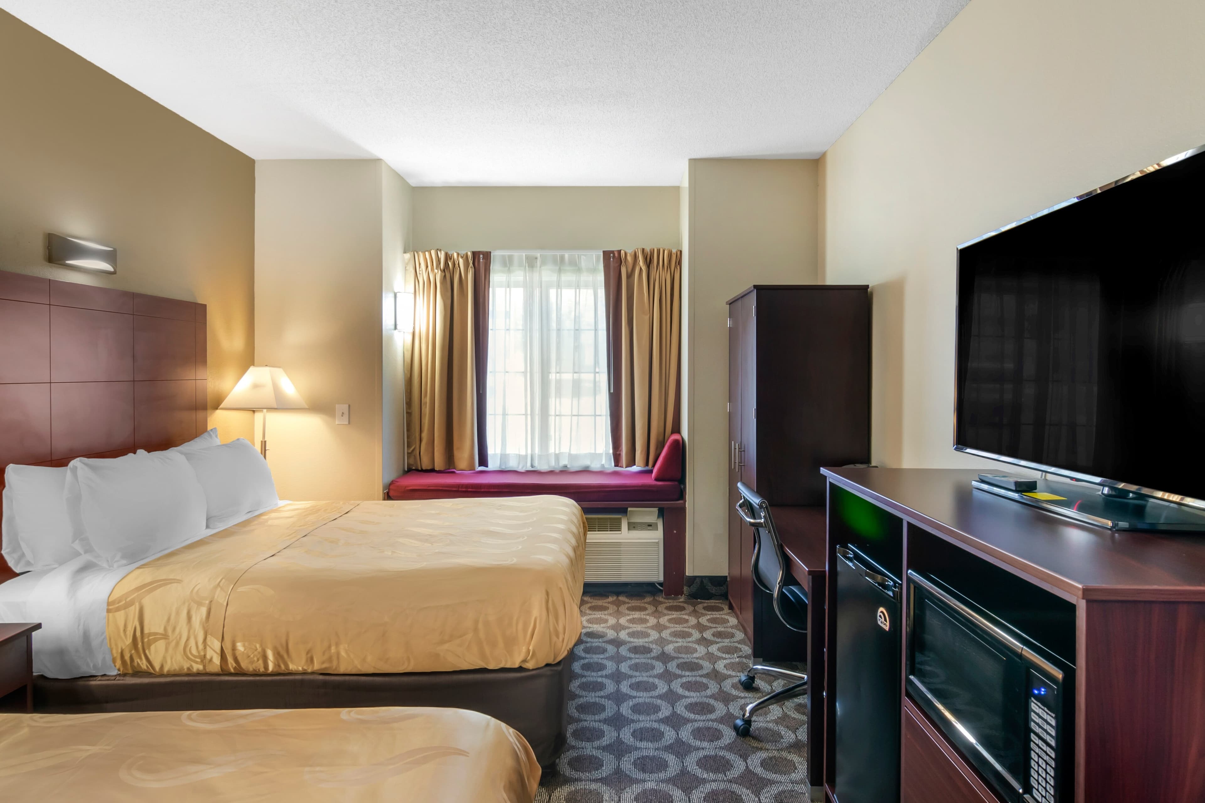 Quality Inn Overland Park Kansas City — 8