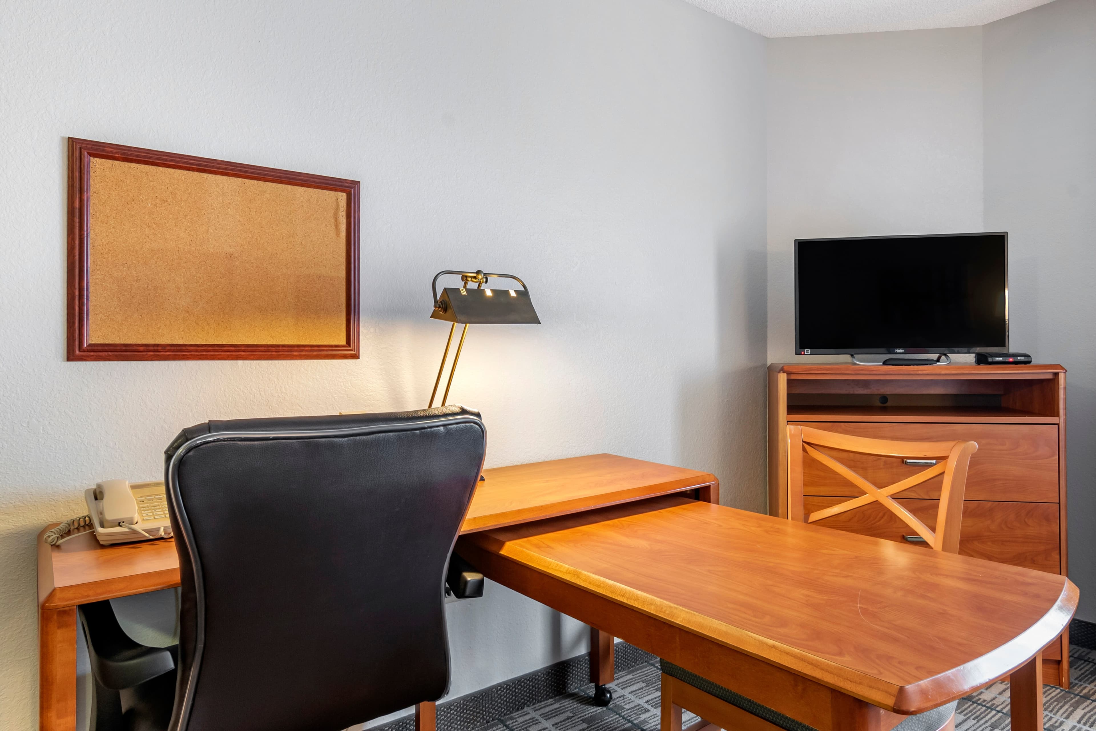 MainStay Suites Emporia — 7