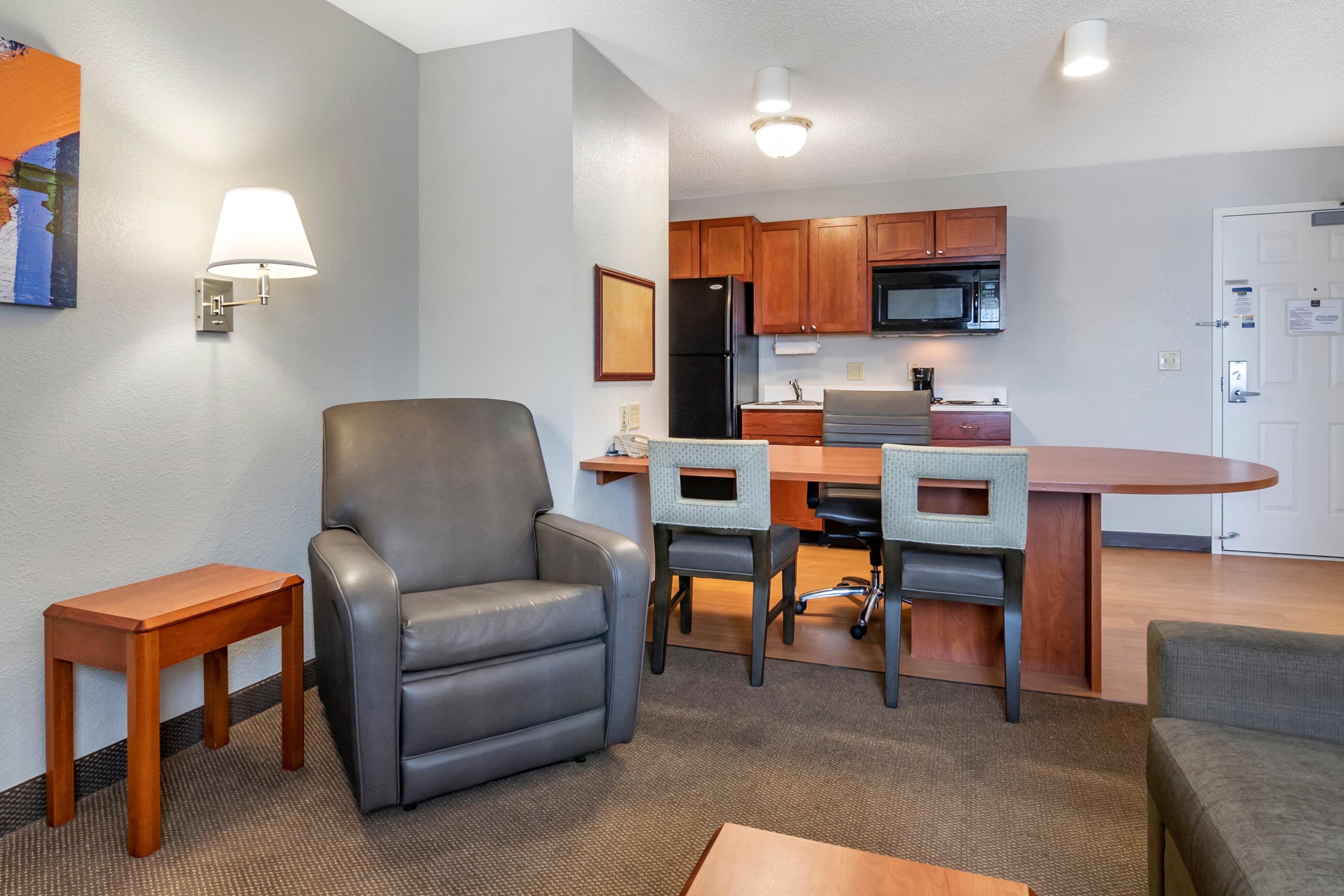 MainStay Suites Emporia — 24