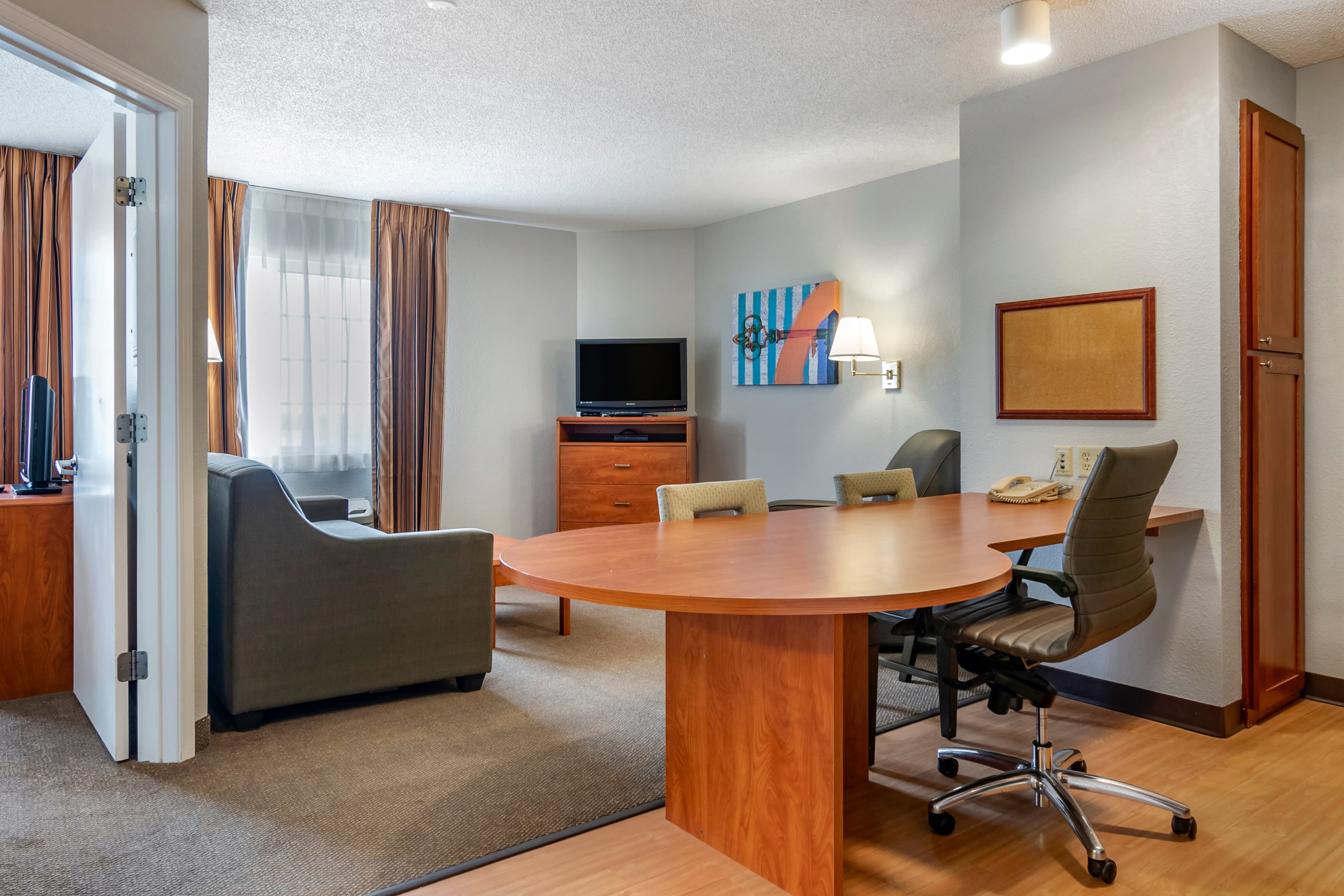 MainStay Suites Emporia — 25