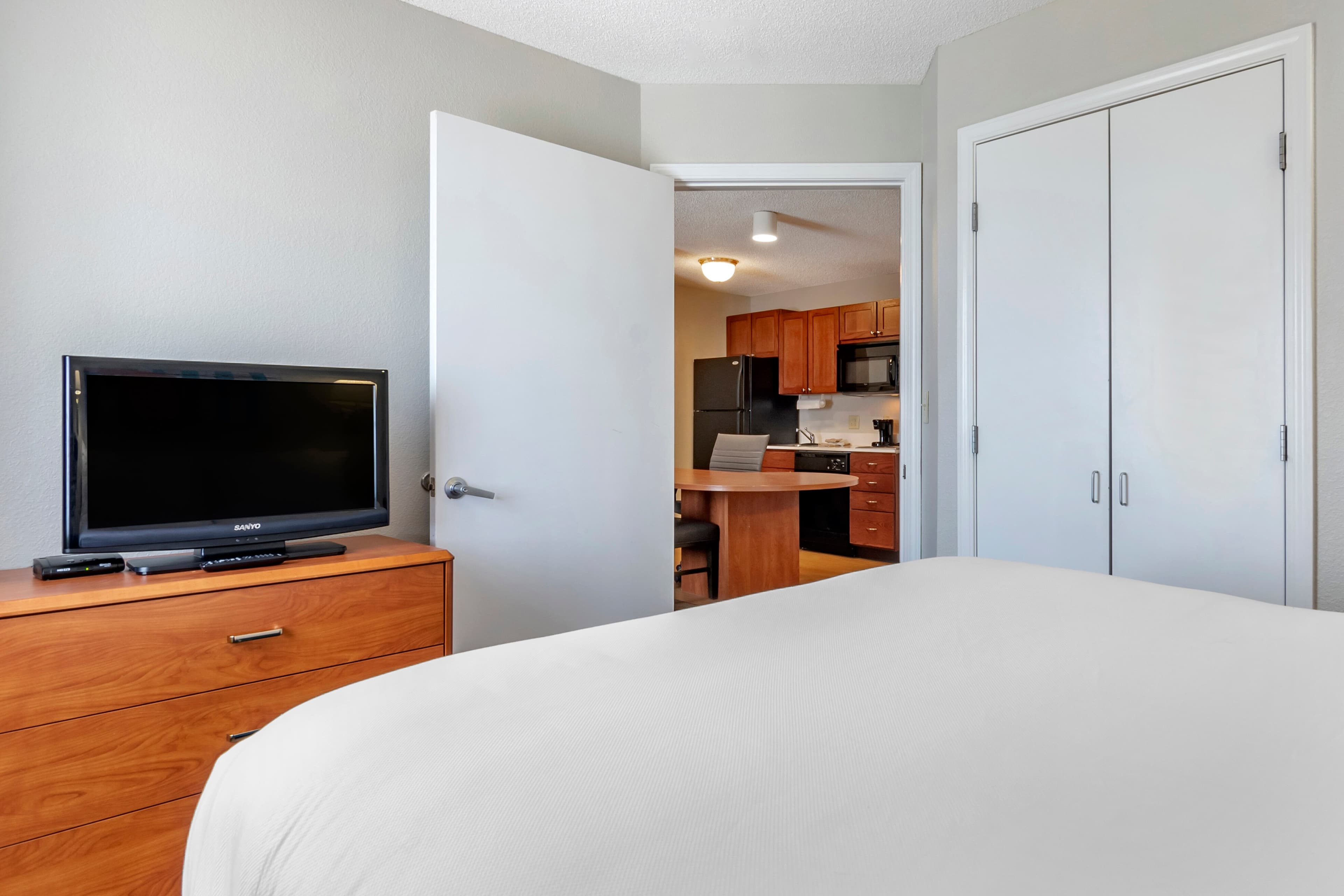 MainStay Suites Emporia — 27