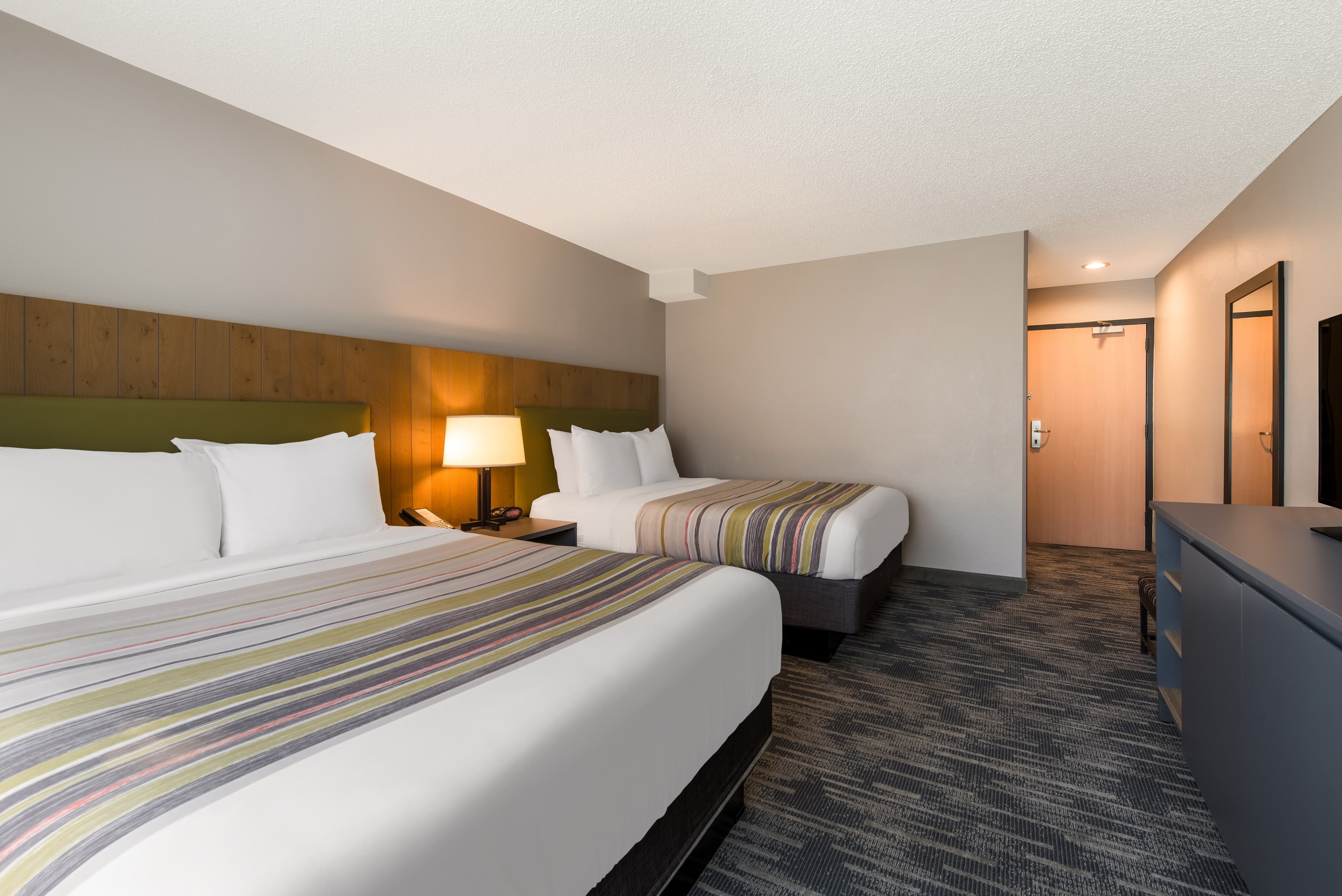 Country Inn & Suites by Radisson, Wichita East, KS — 14