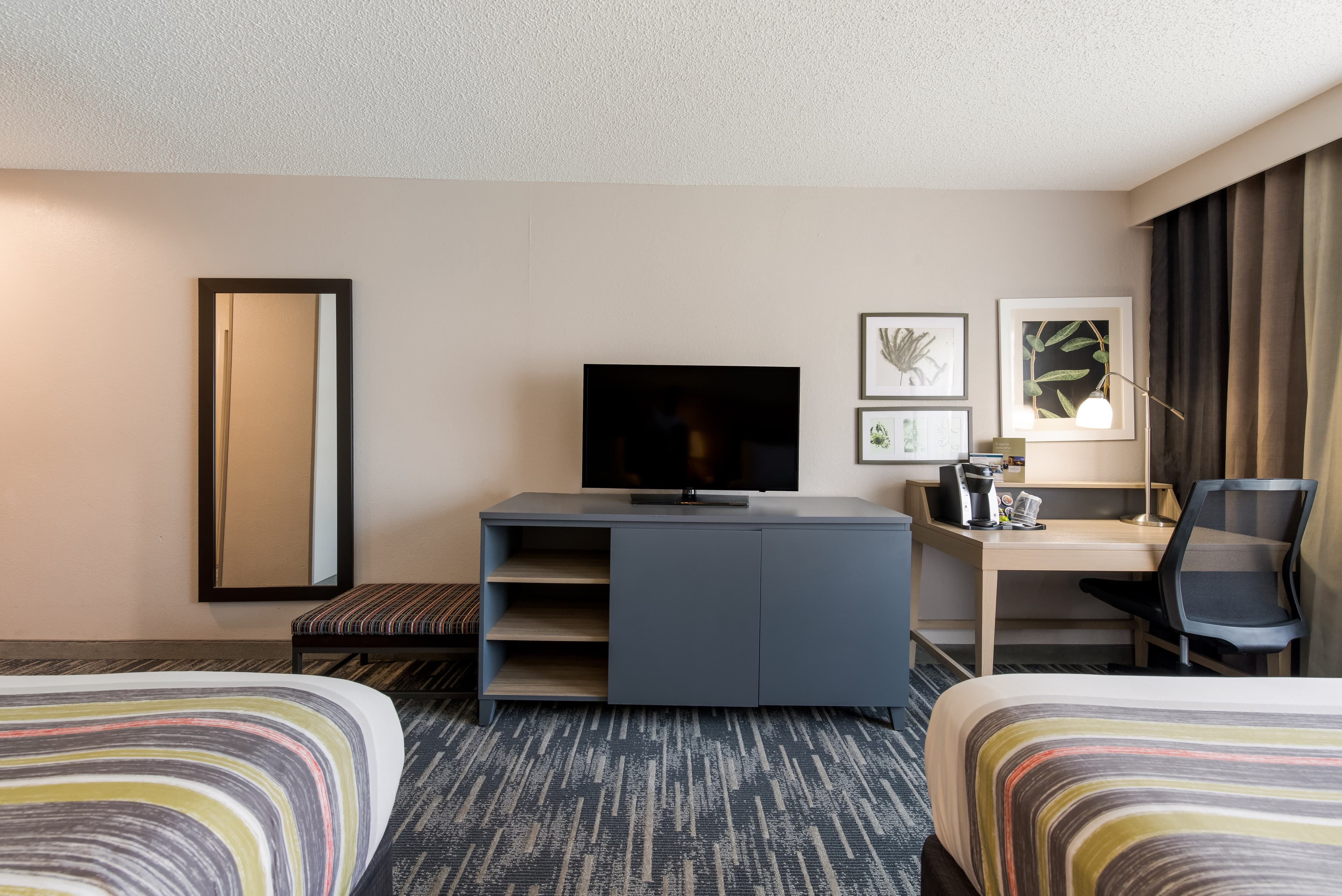 Country Inn & Suites by Radisson, Wichita East, KS — 15