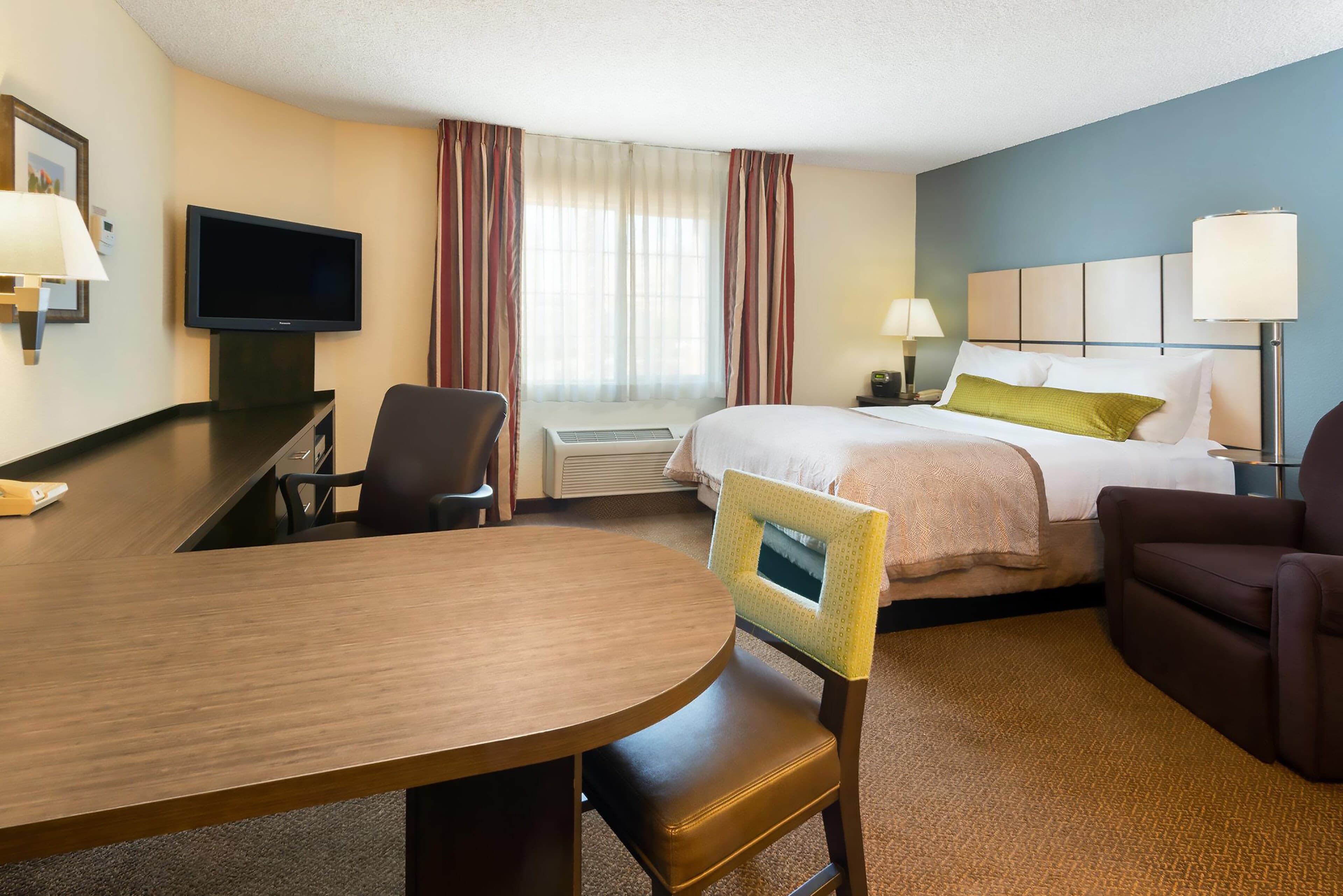 MainStay Suites Wichita Northeast - Image 2