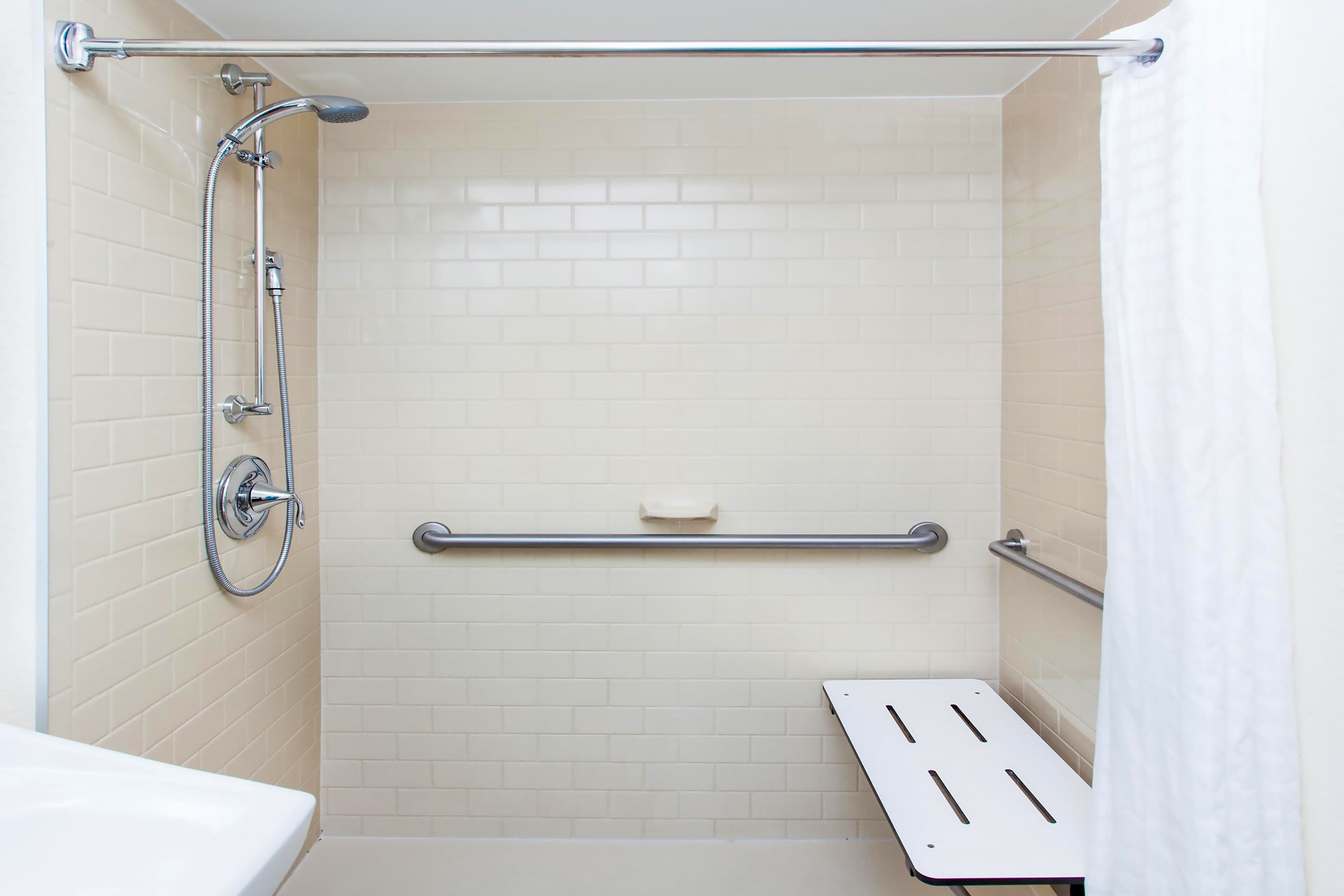 MainStay Suites Wichita Northeast - Image 4