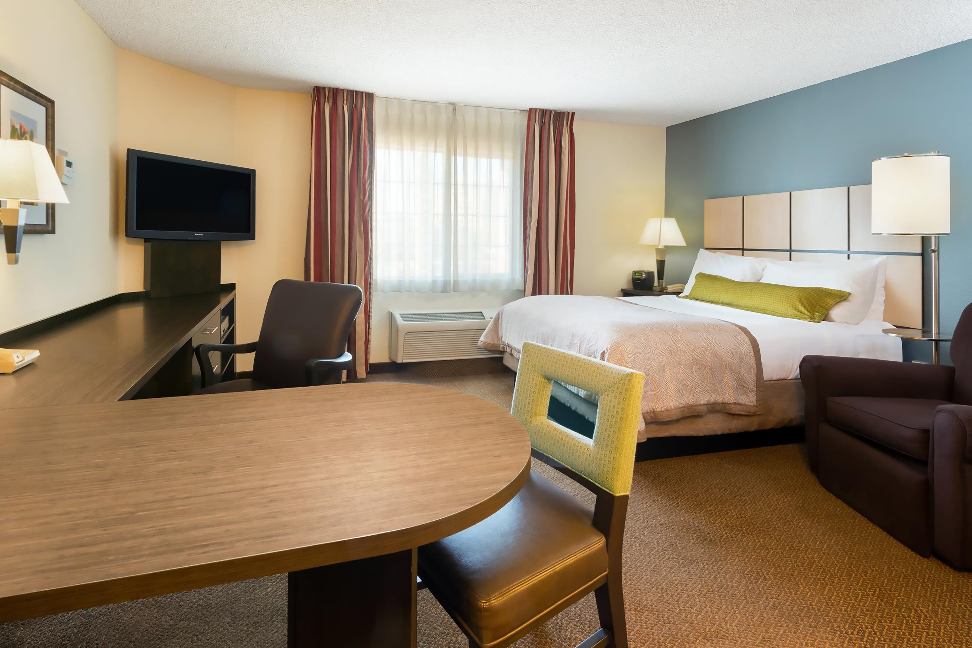 MainStay Suites Wichita Northeast — 9