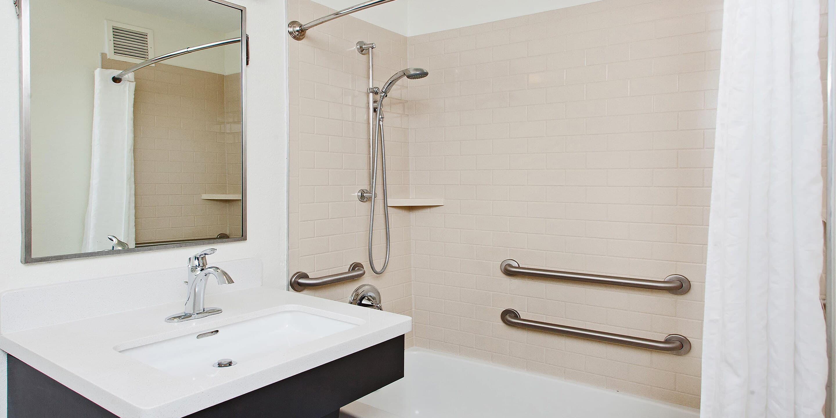 MainStay Suites Kansas City Overland Park - Image 5