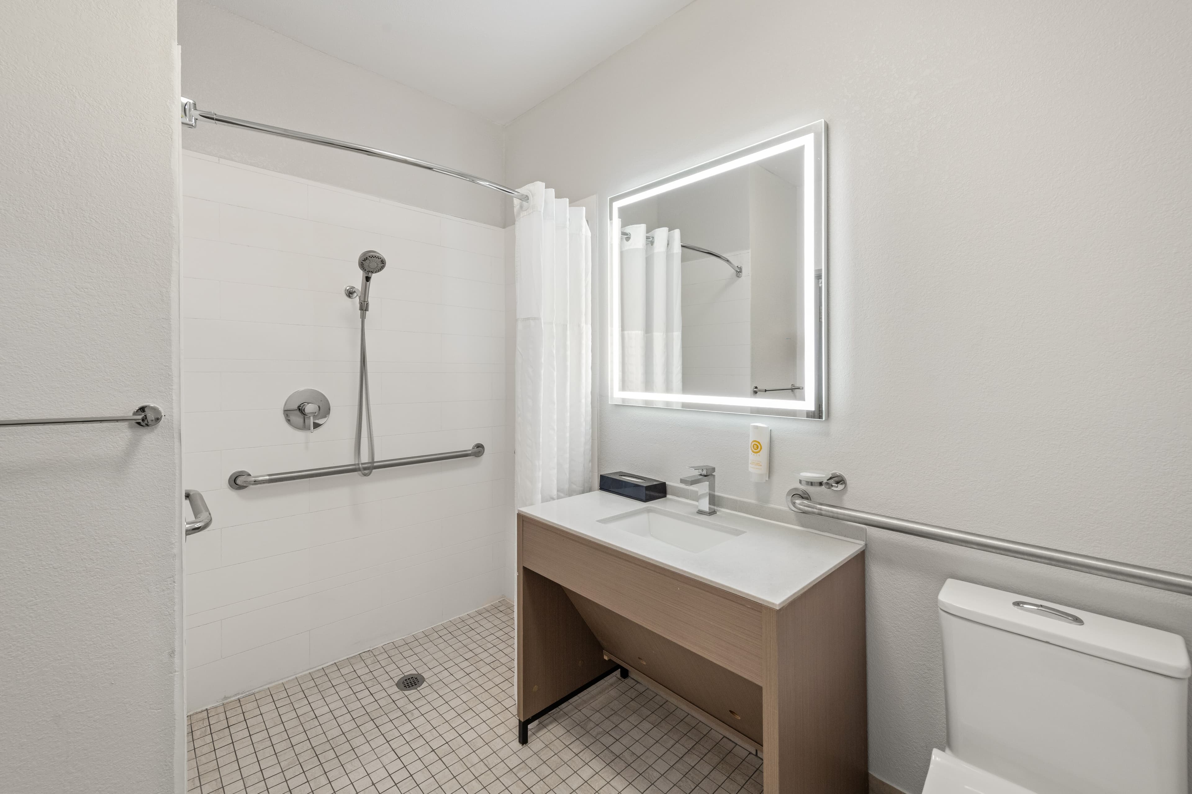 Comfort Inn & Suites Olathe - Kansas City - Image 5