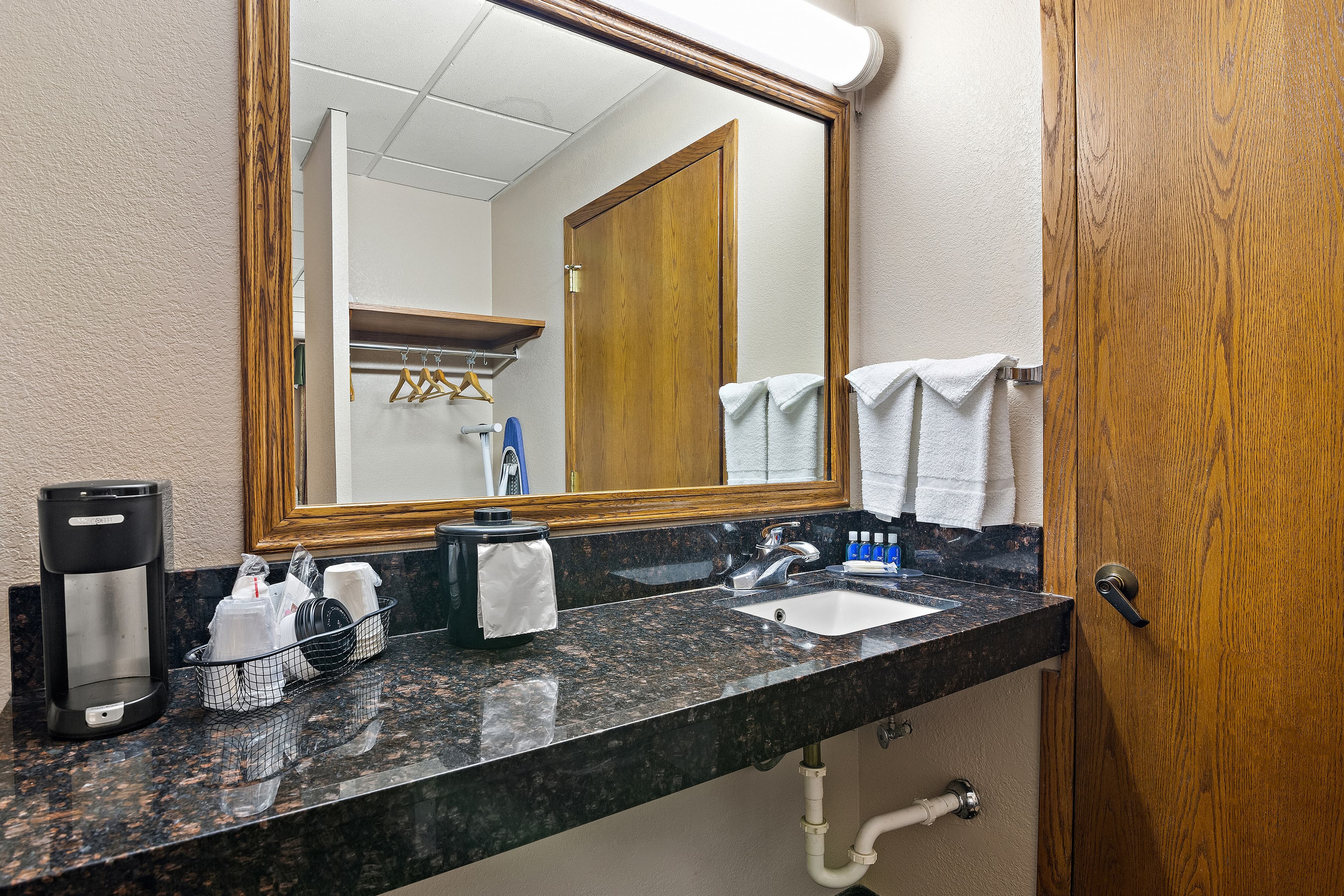 Rodeway Inn McPherson East — 24