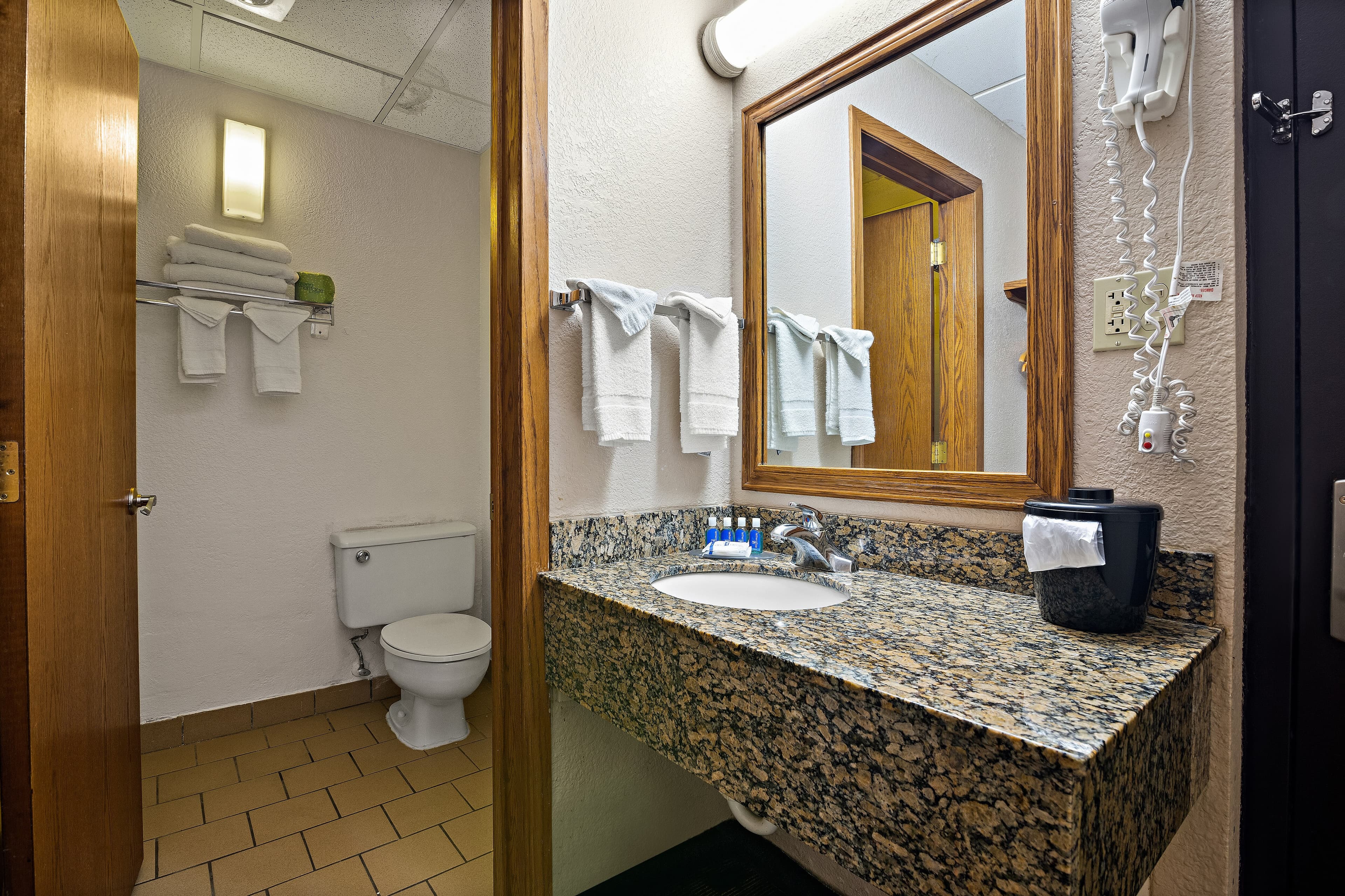 Rodeway Inn McPherson East — 19