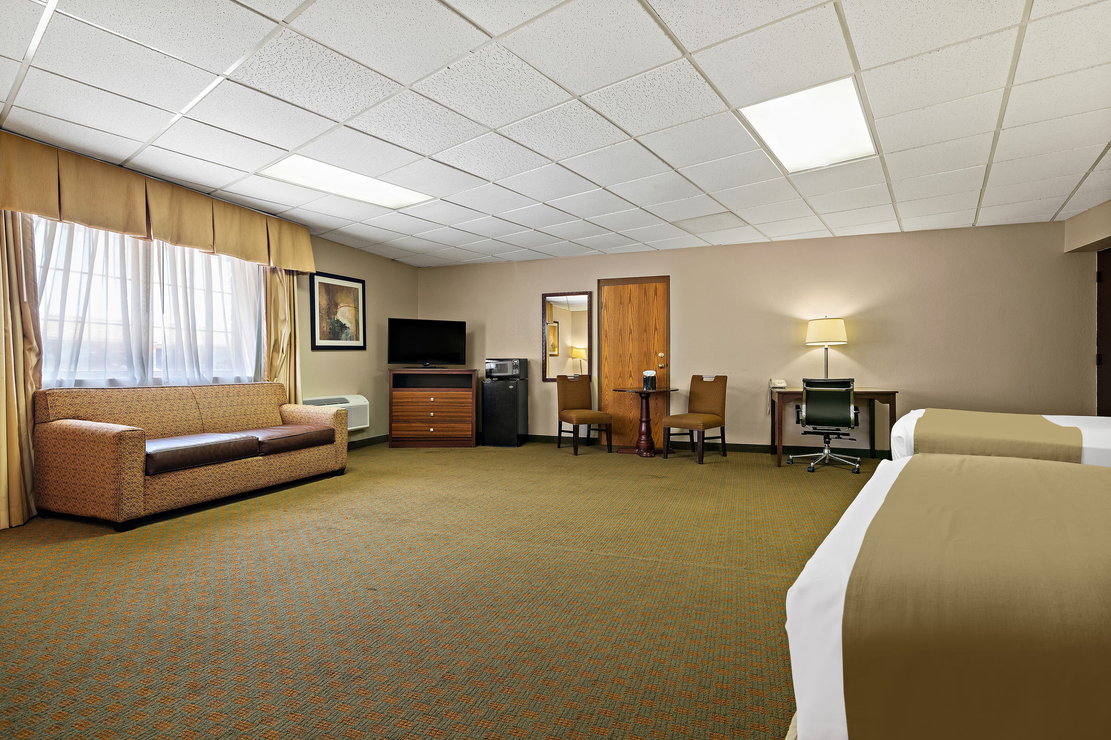 Rodeway Inn McPherson East — 26