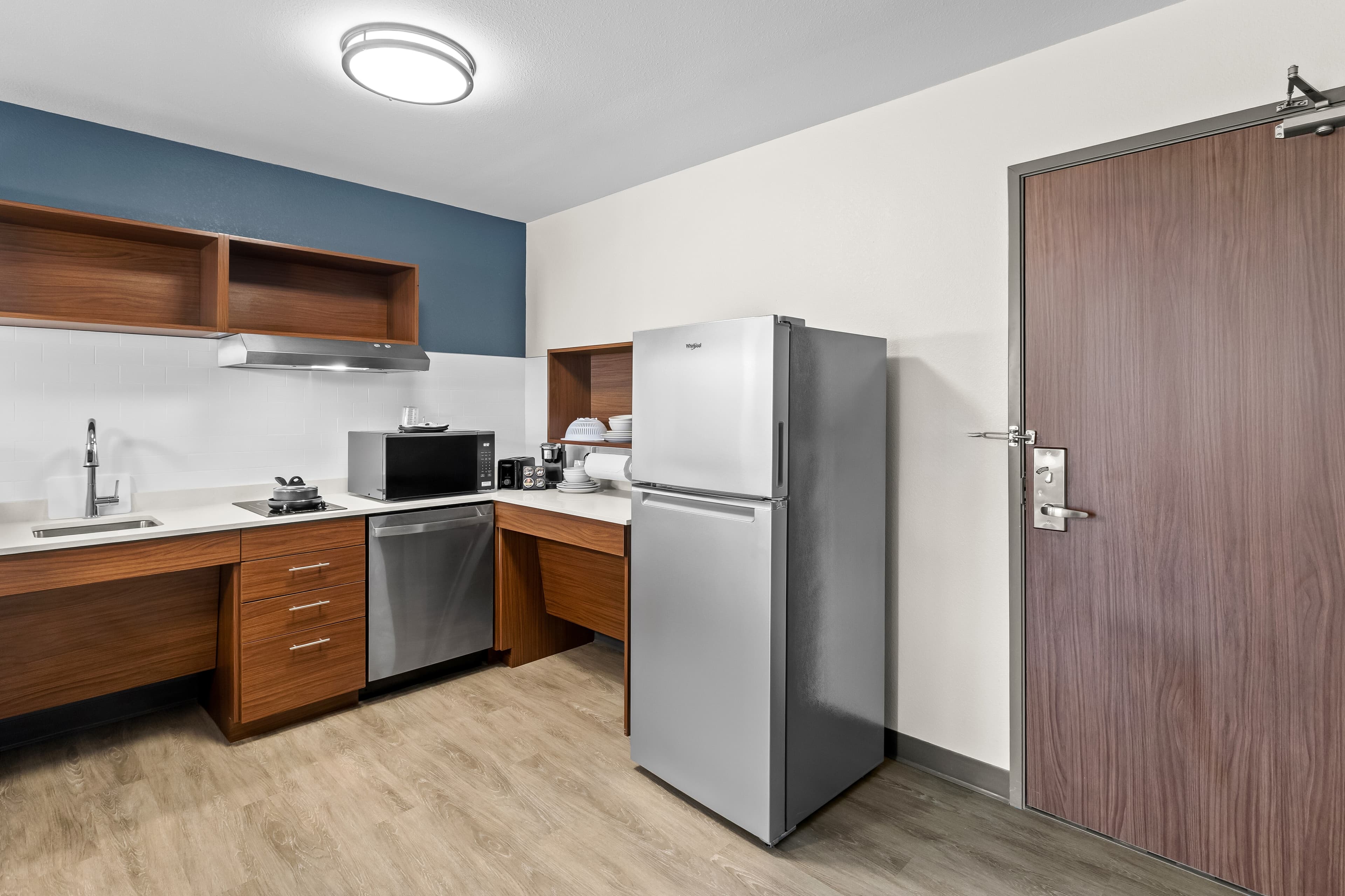 Everhome Suites Wichita Northeast — 16