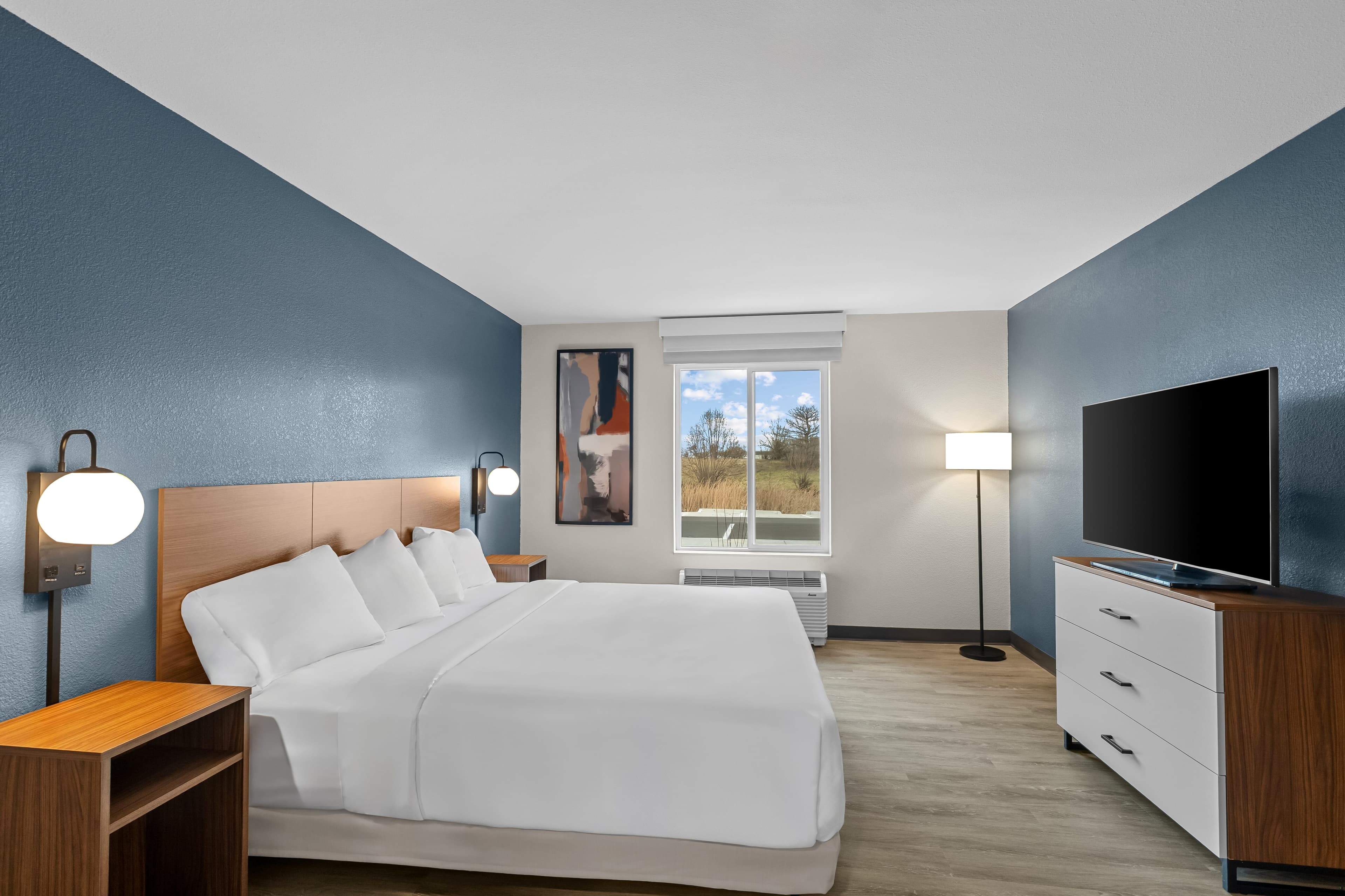 Everhome Suites Wichita Northeast — 18