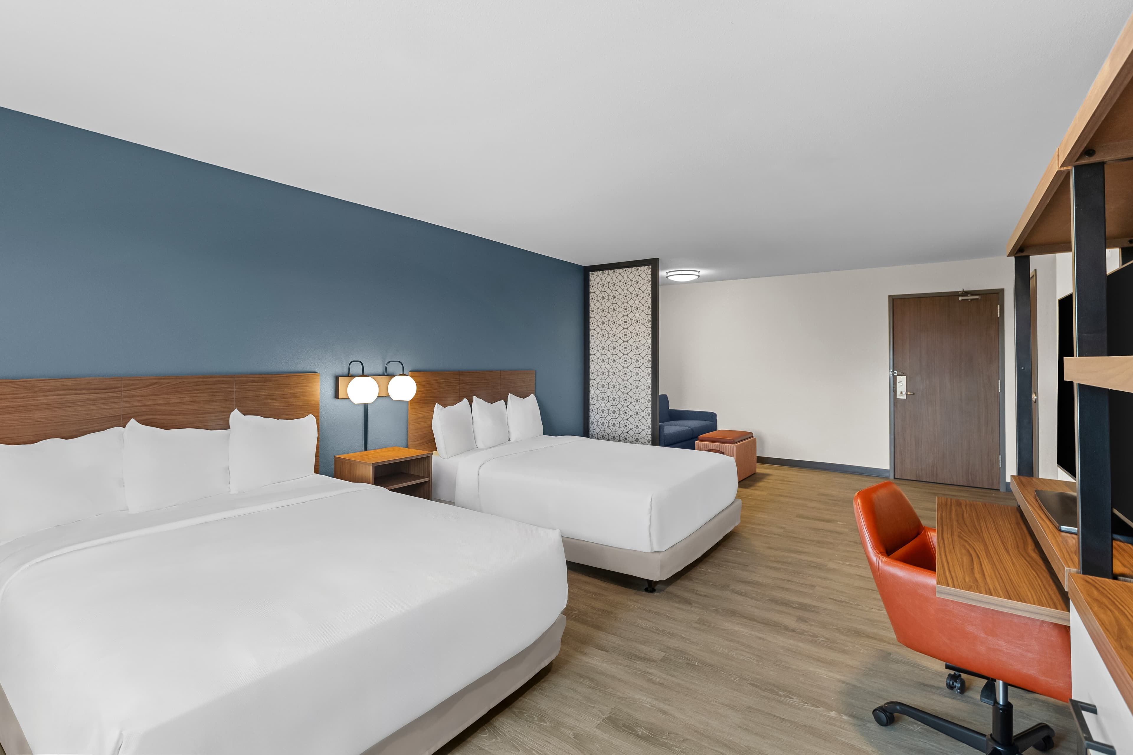 Everhome Suites Wichita Northeast — 8