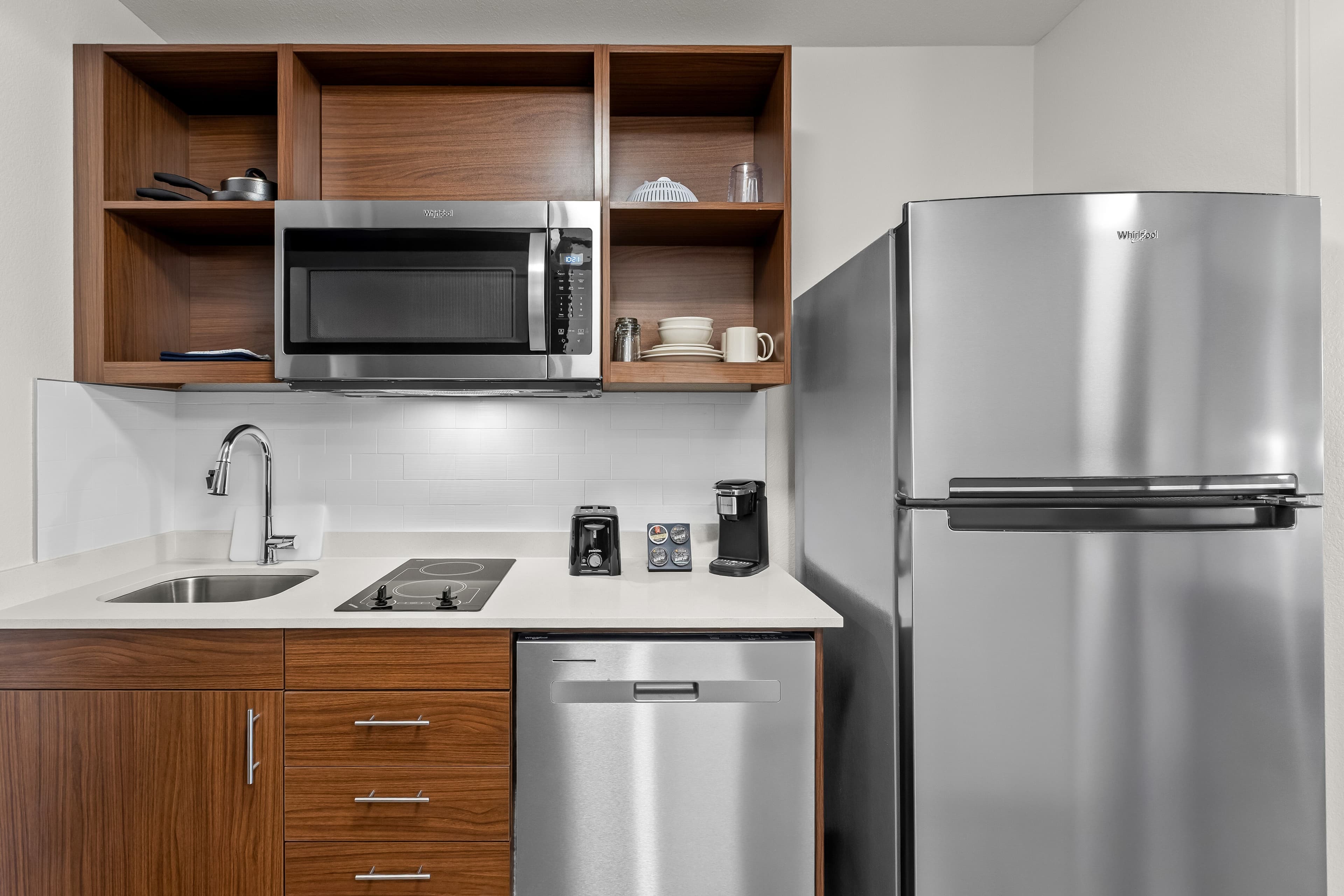 Everhome Suites Wichita Northeast - Image 1