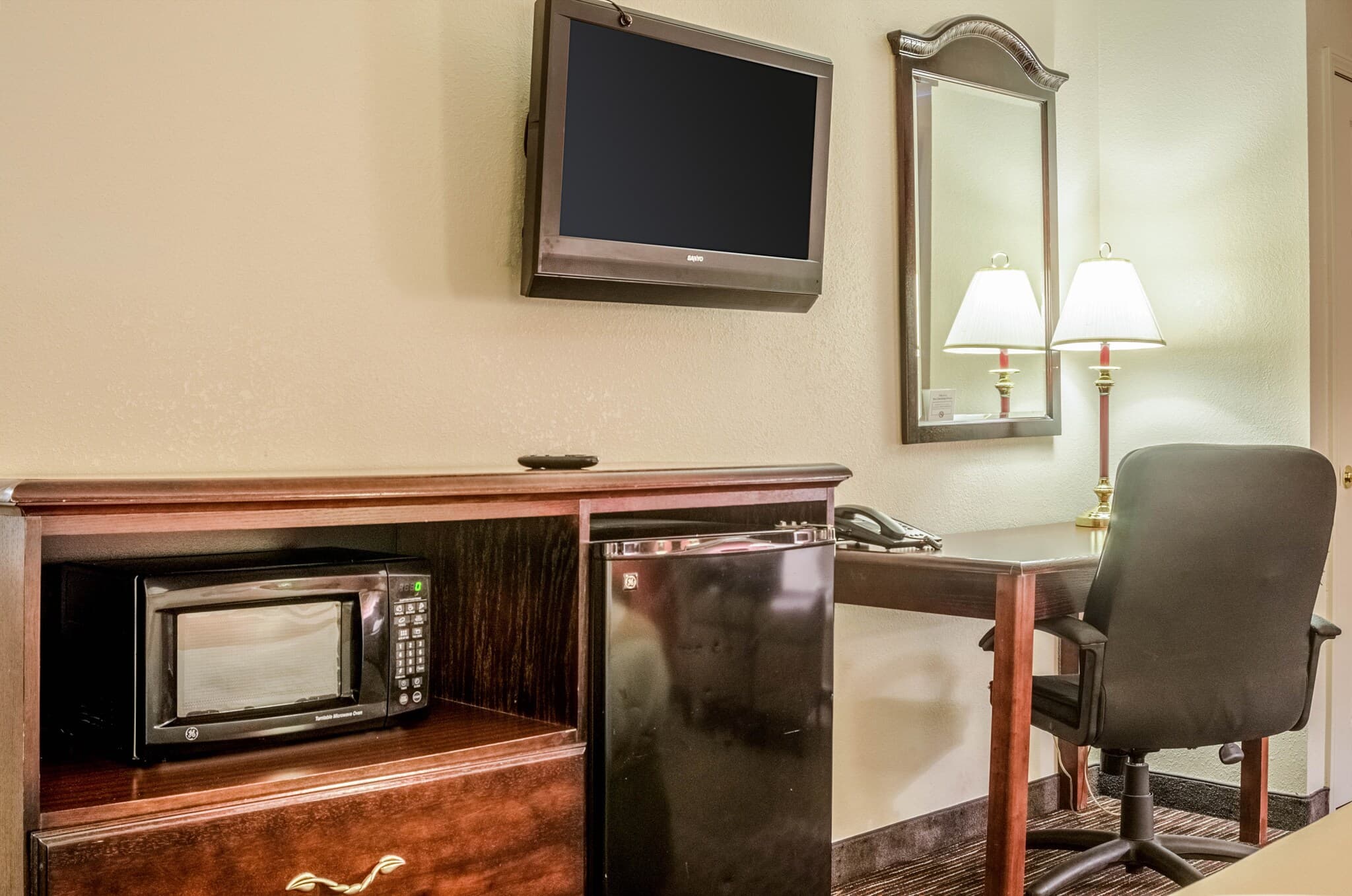 Quality Inn South — 12