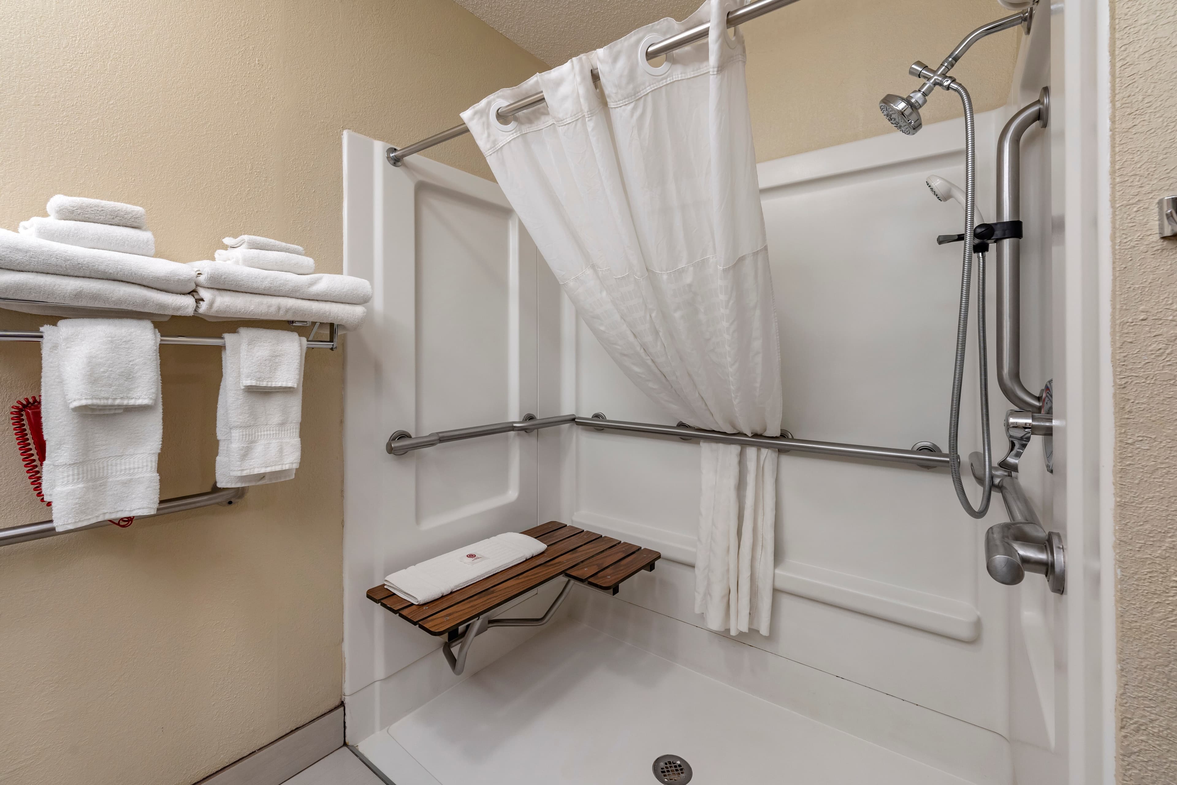 Comfort Inn & Suites Hays I-70 — 13