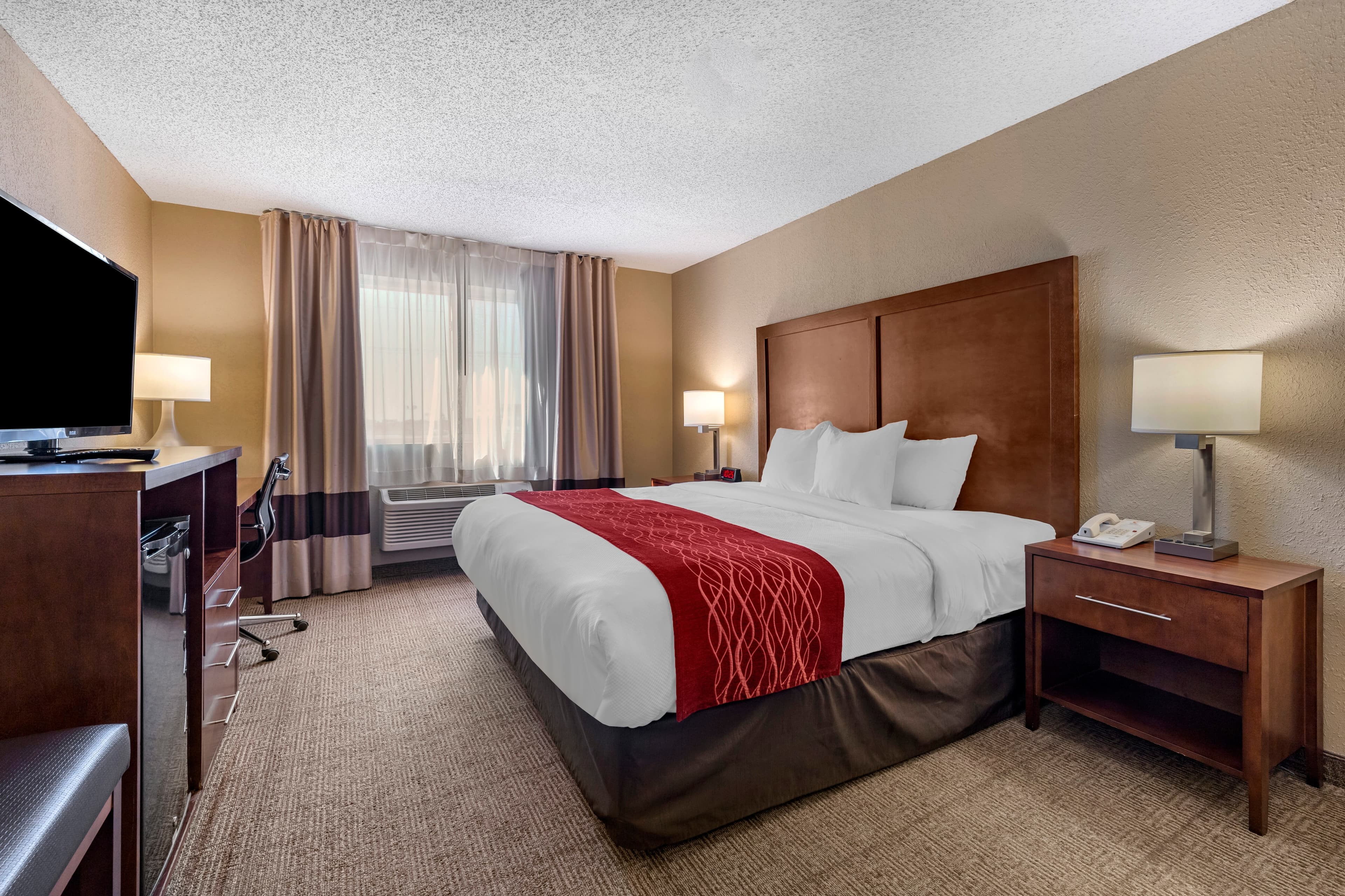 Comfort Inn & Suites Hays I-70 — 15