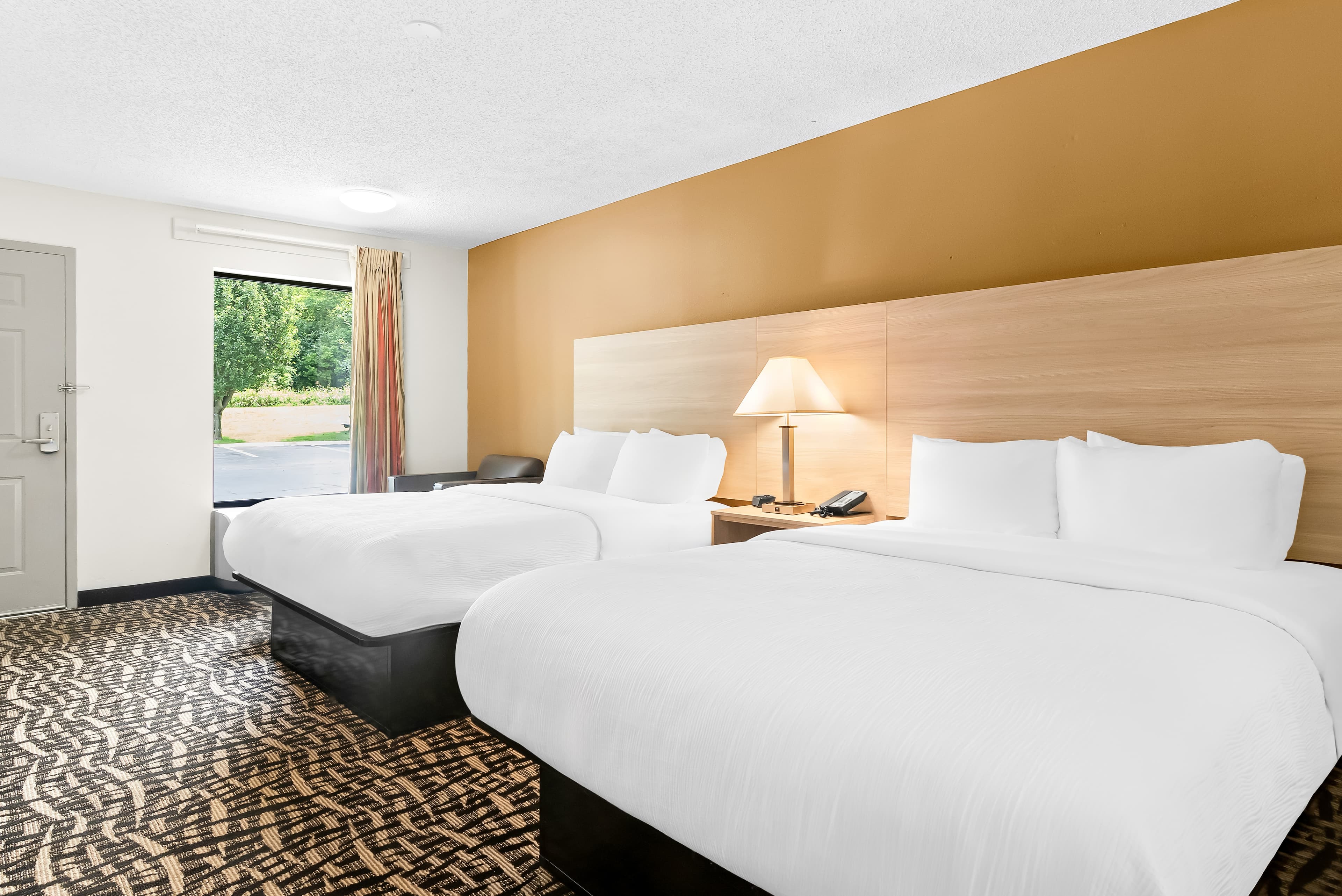 Quality Inn Russellville — 7