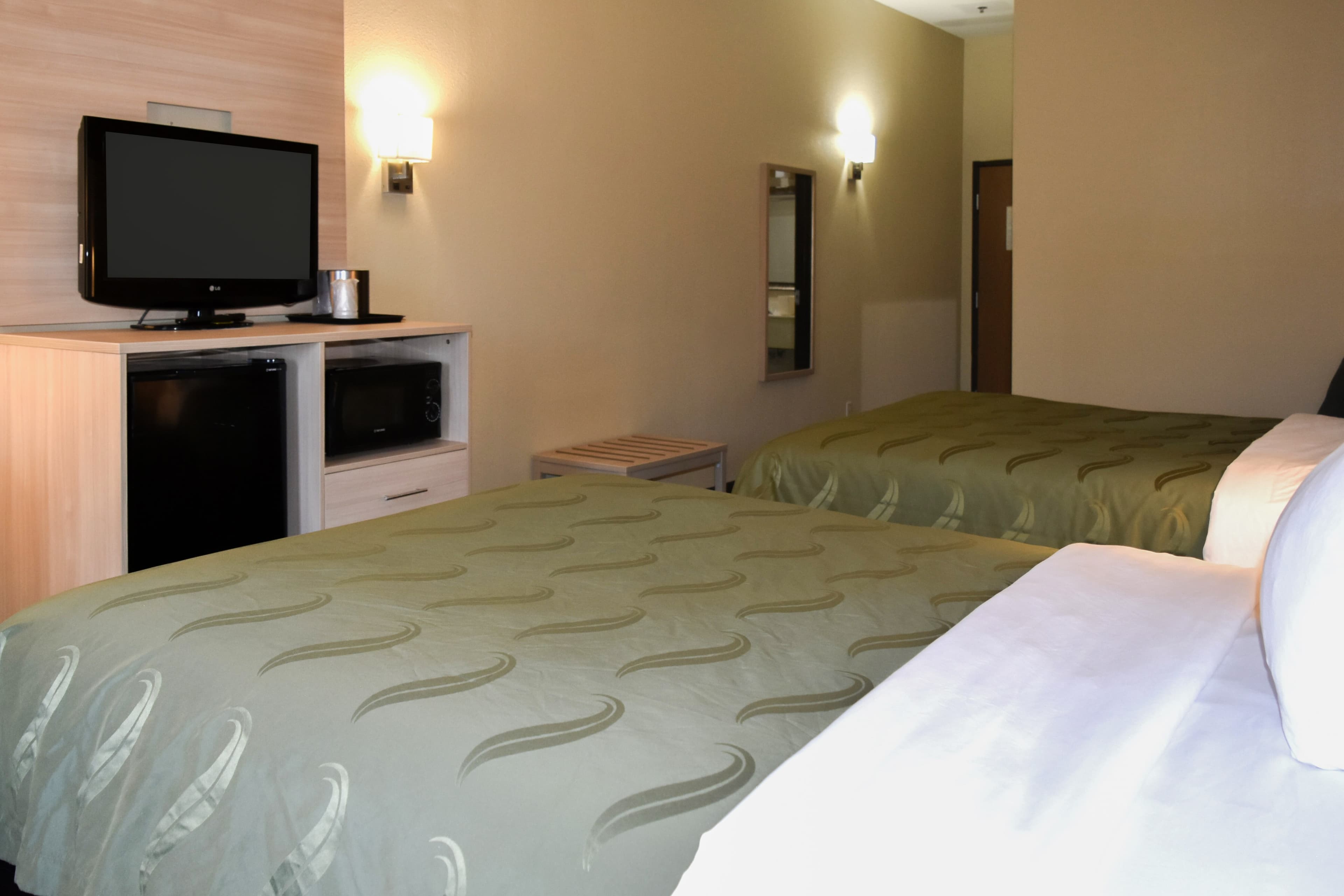 Quality Inn & Suites Brooks Louisville South — 21