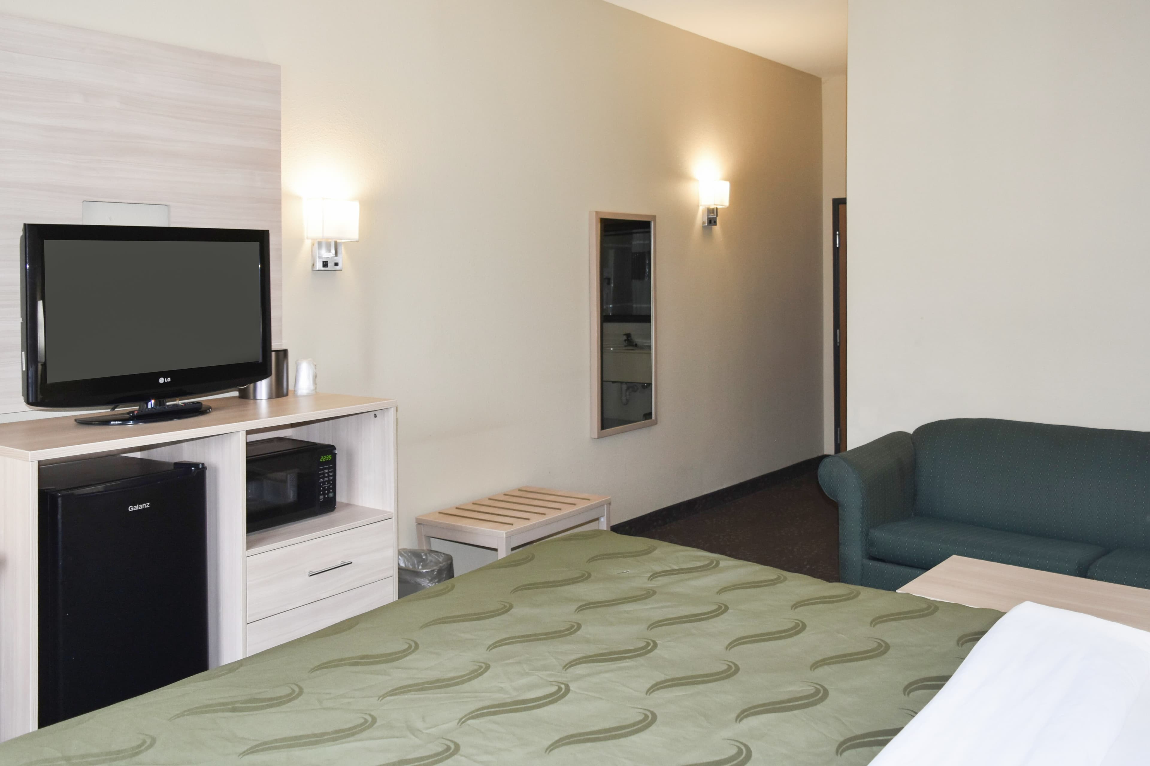 Quality Inn & Suites Brooks Louisville South — 24