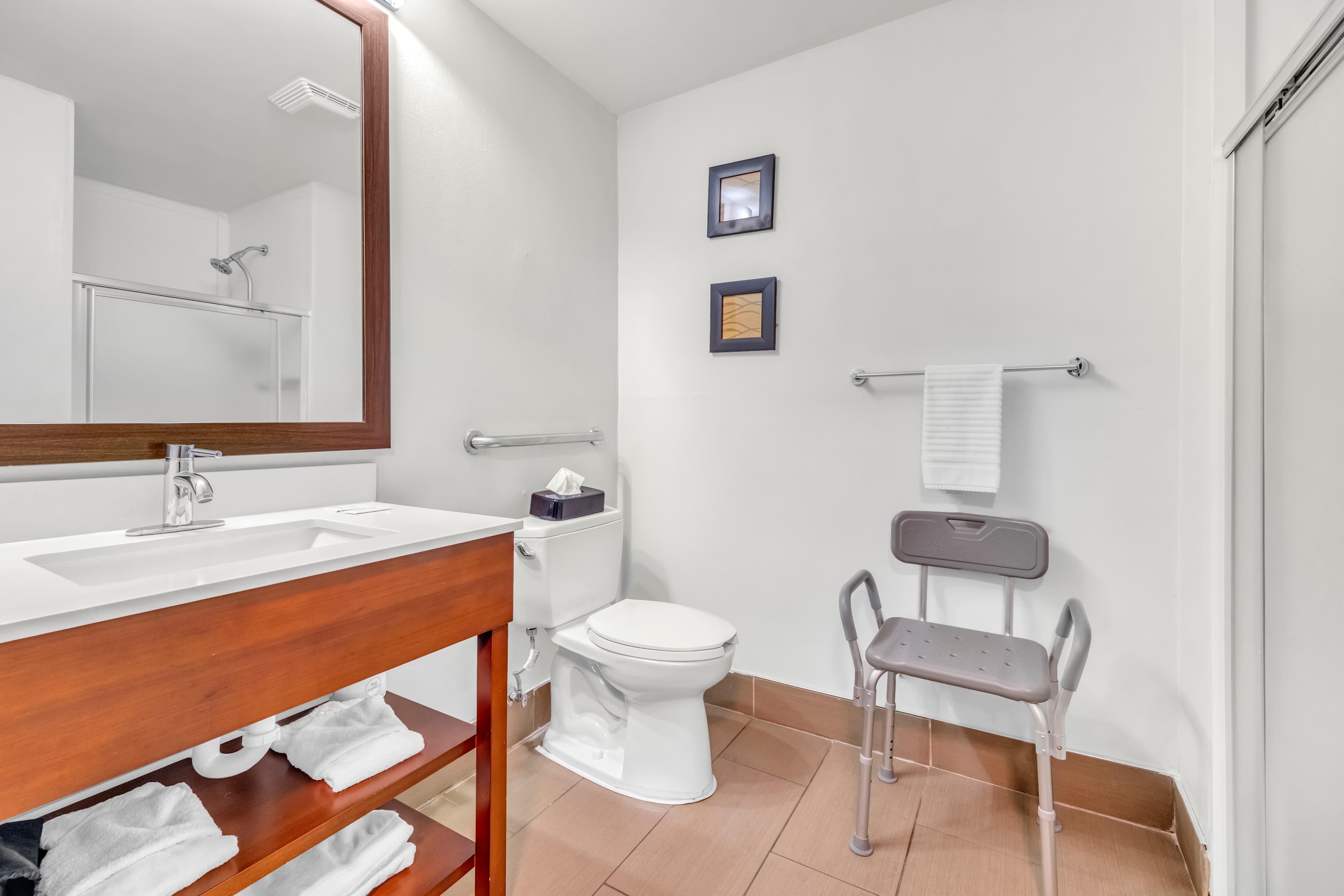Comfort Inn Somerset - Lake Cumberland - Image 5