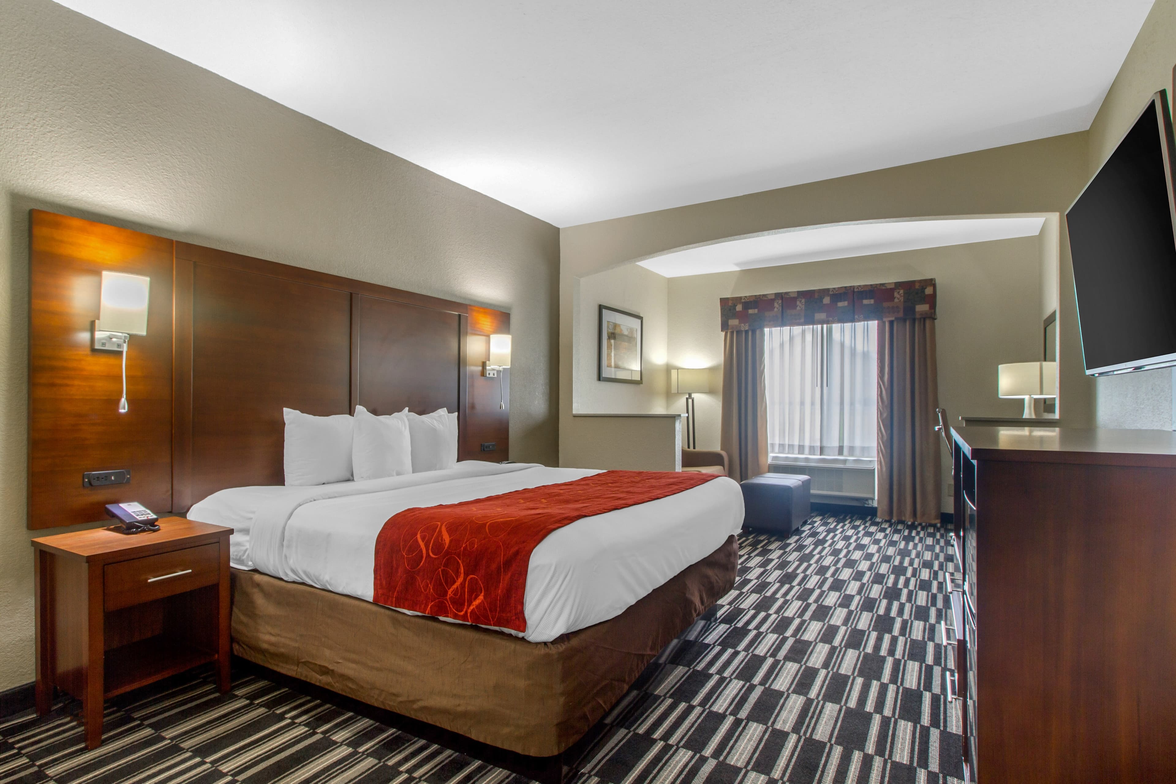 Comfort Suites Danville — 7