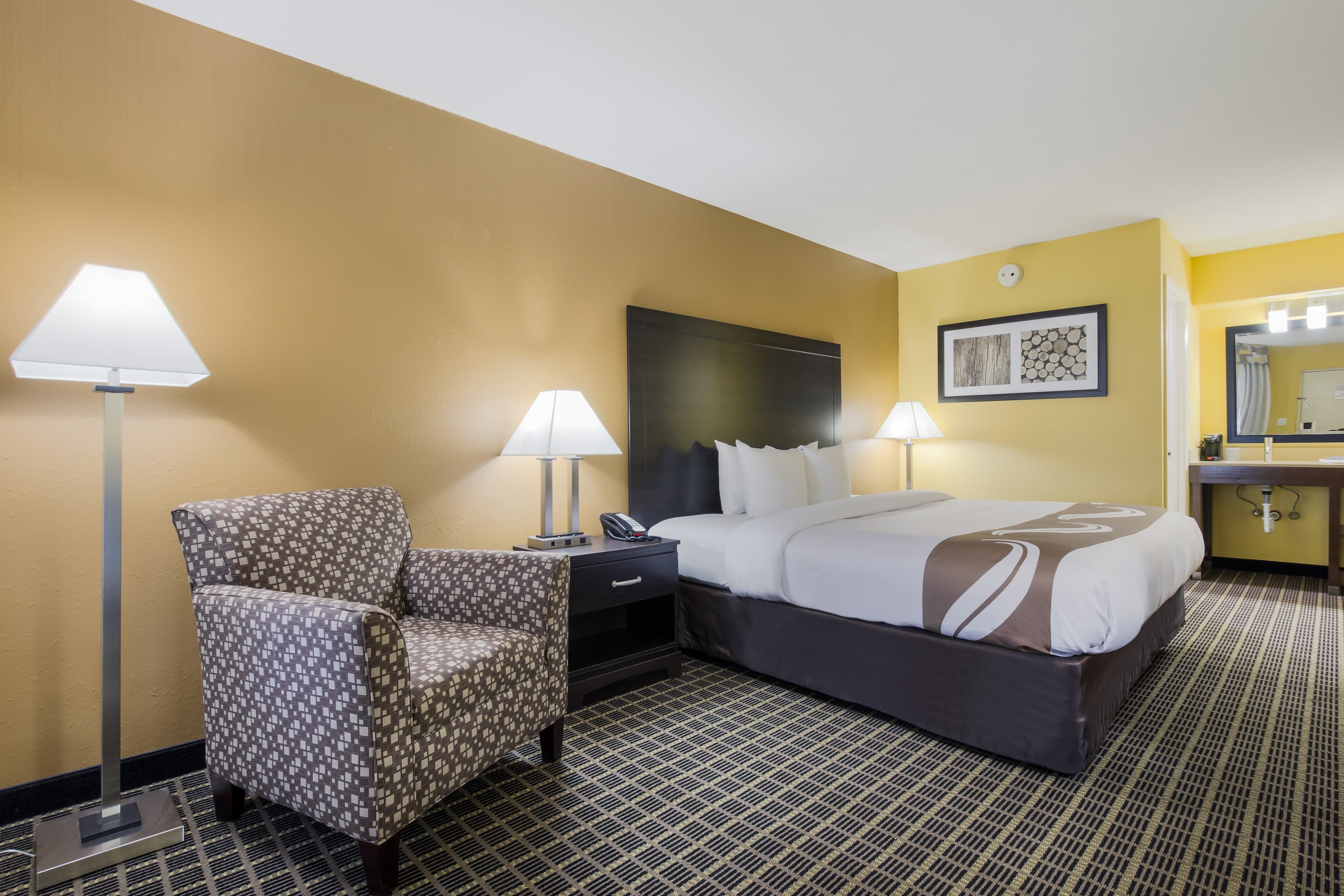 Quality Inn London North - Image 3