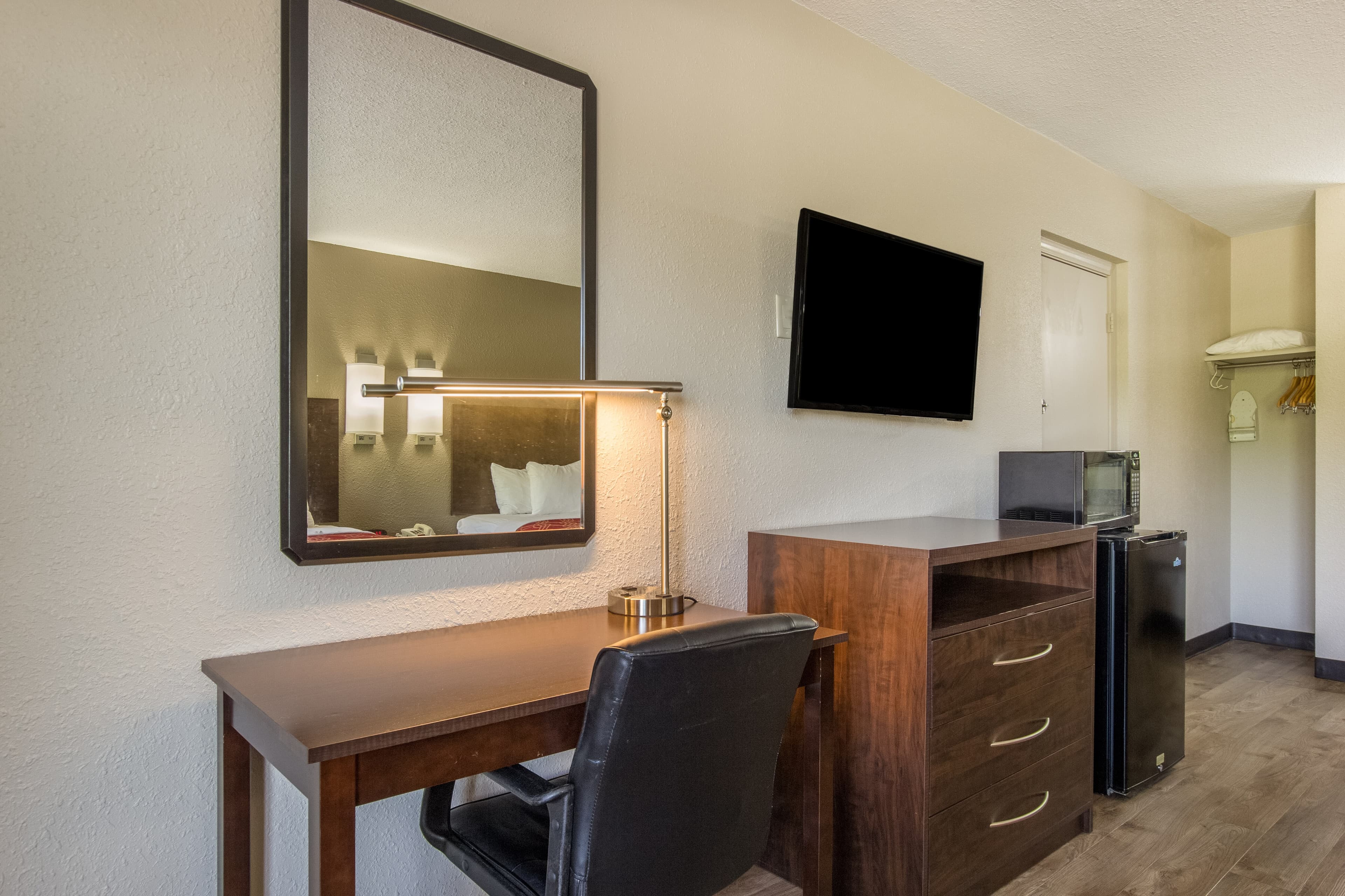 Econo Lodge Fort Knox - Image 3