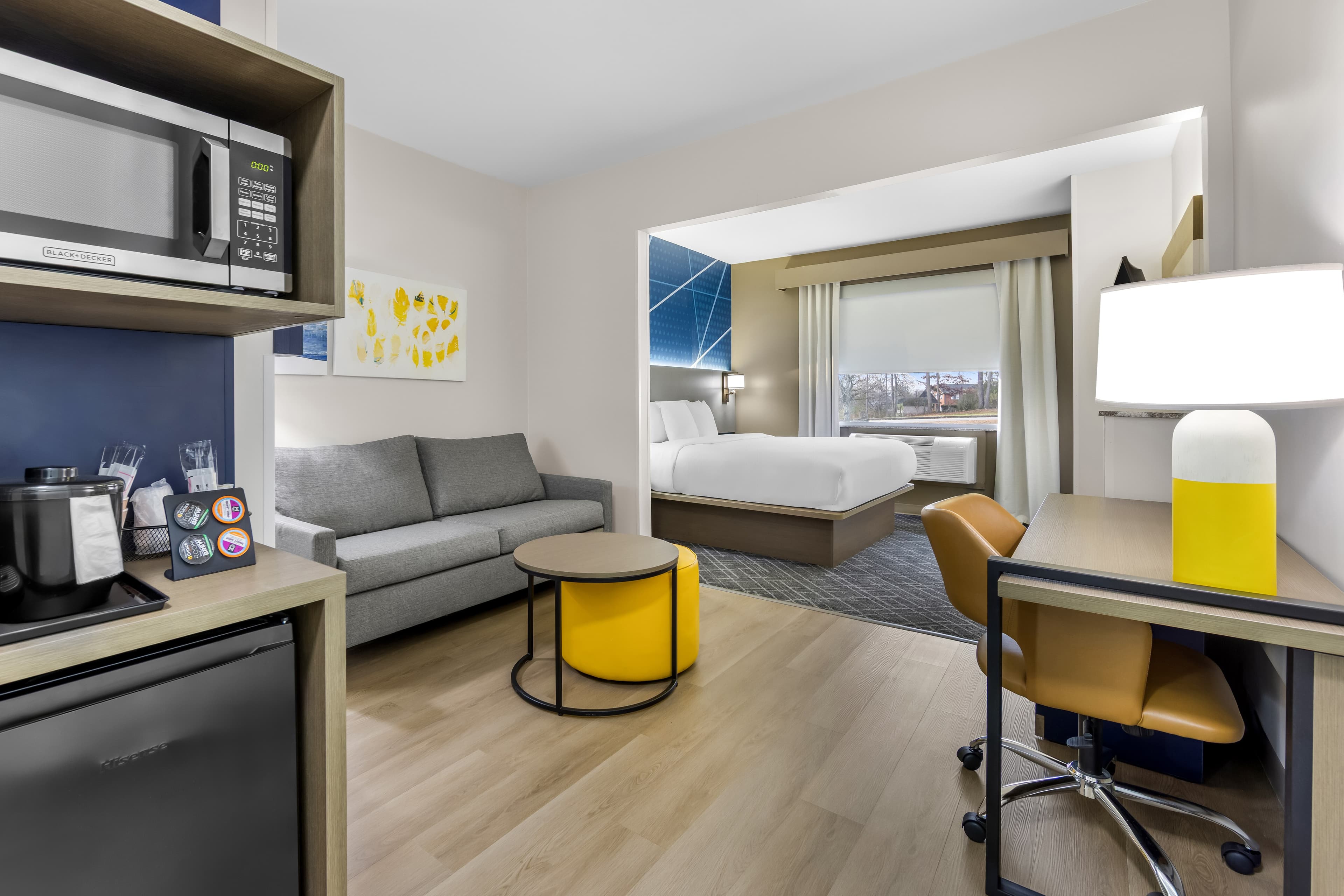 Comfort Suites London South — 8